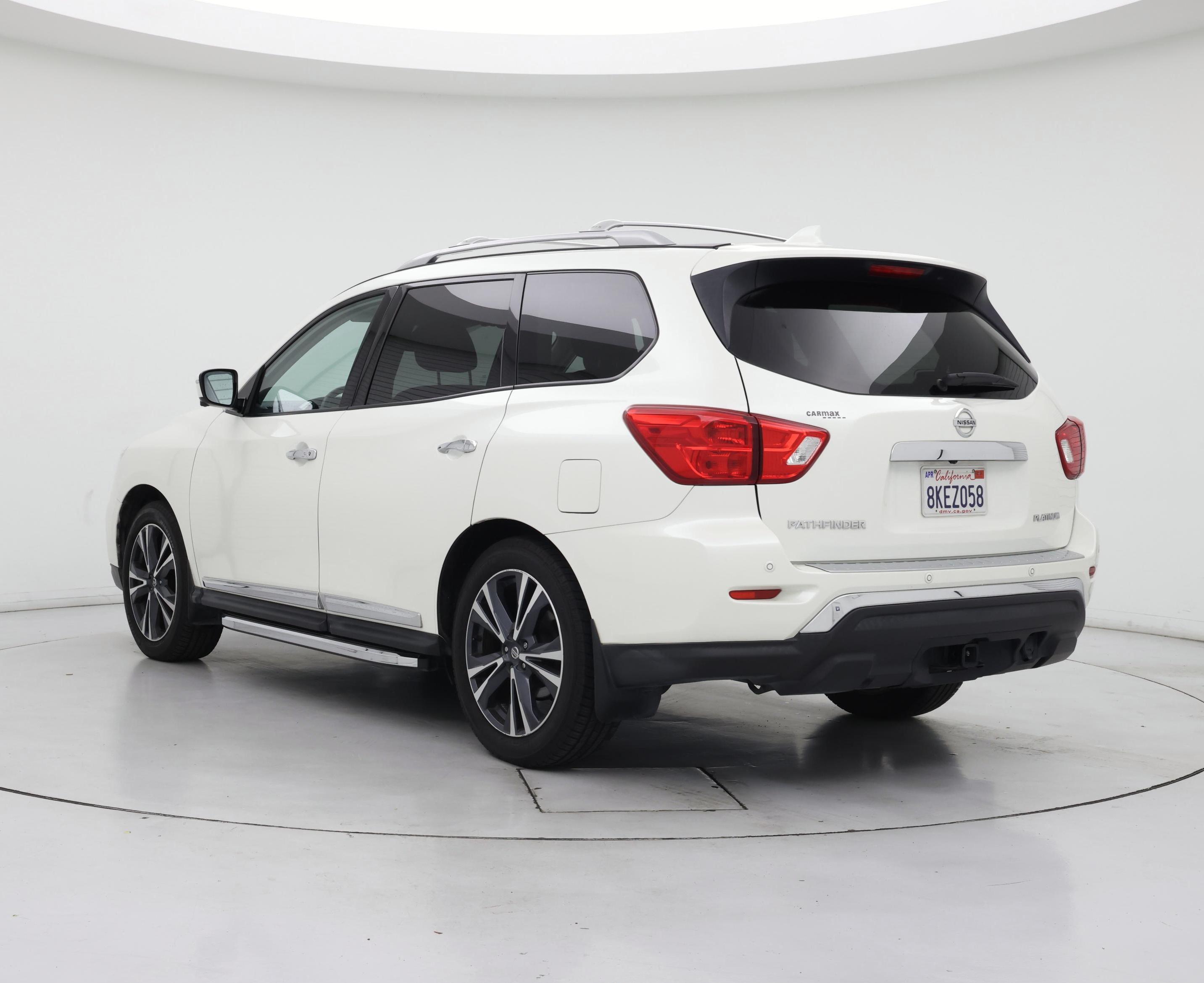 Thumbnail: 2019 Nissan Pathfinder - 2