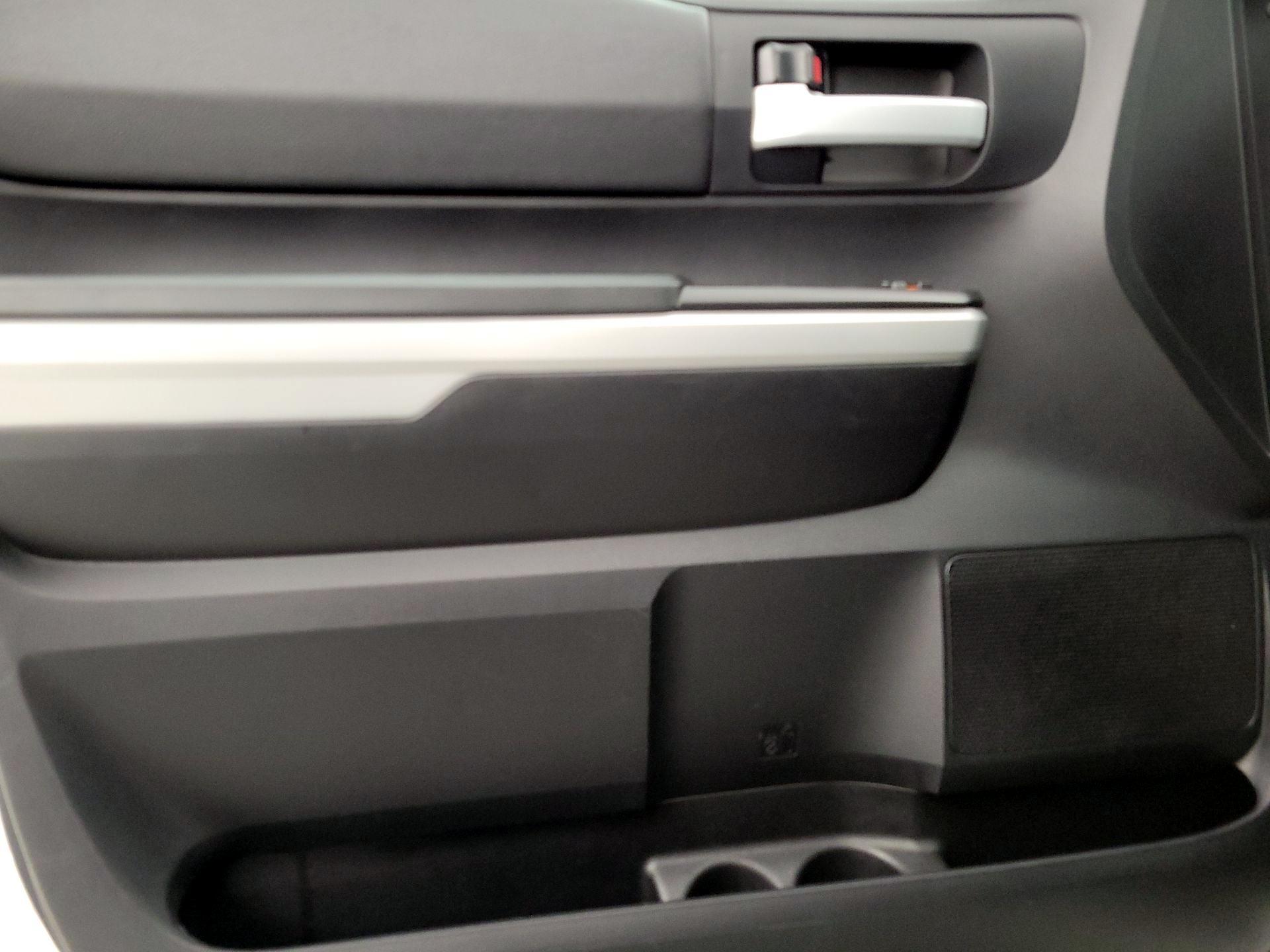 Thumbnail: 2020 Toyota Tundra - 12