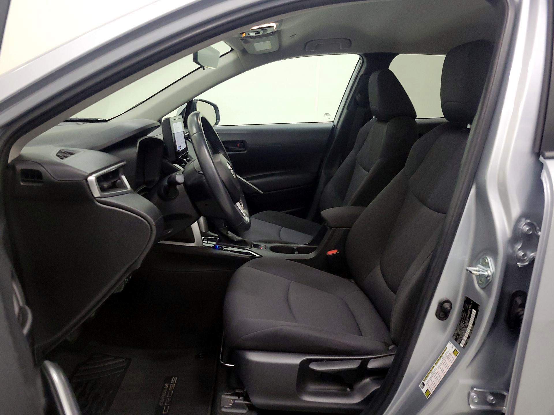 Thumbnail: 2023 Toyota Corolla Cross - 11