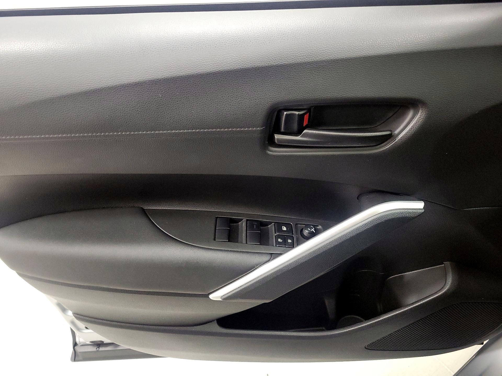 Thumbnail: 2023 Toyota Corolla Cross - 12