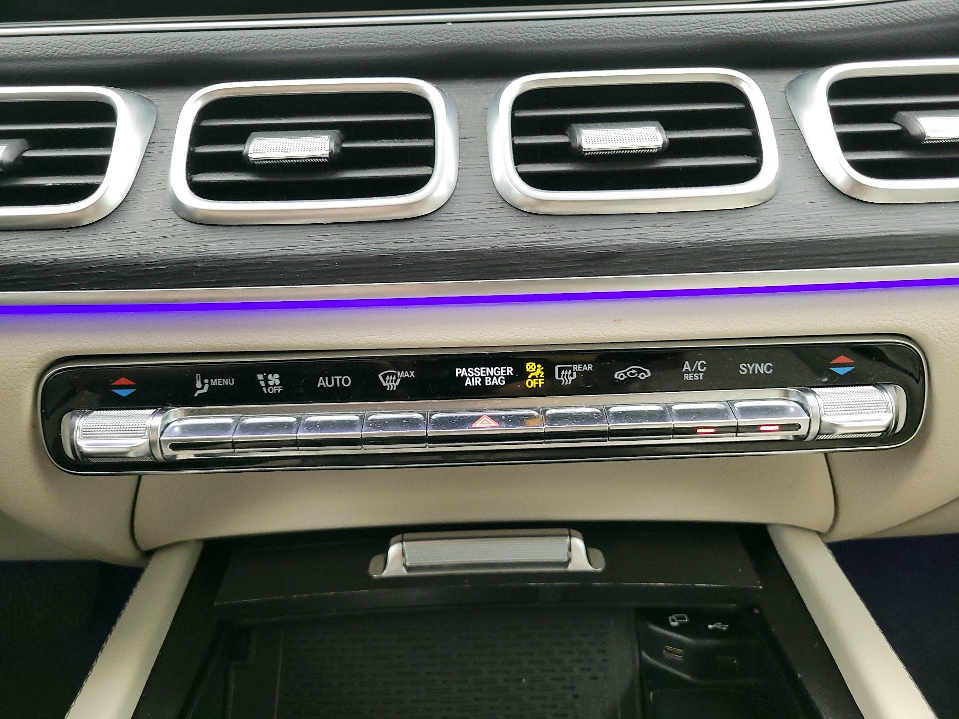 Thumbnail: 2020 Mercedes-Benz GLE - 17