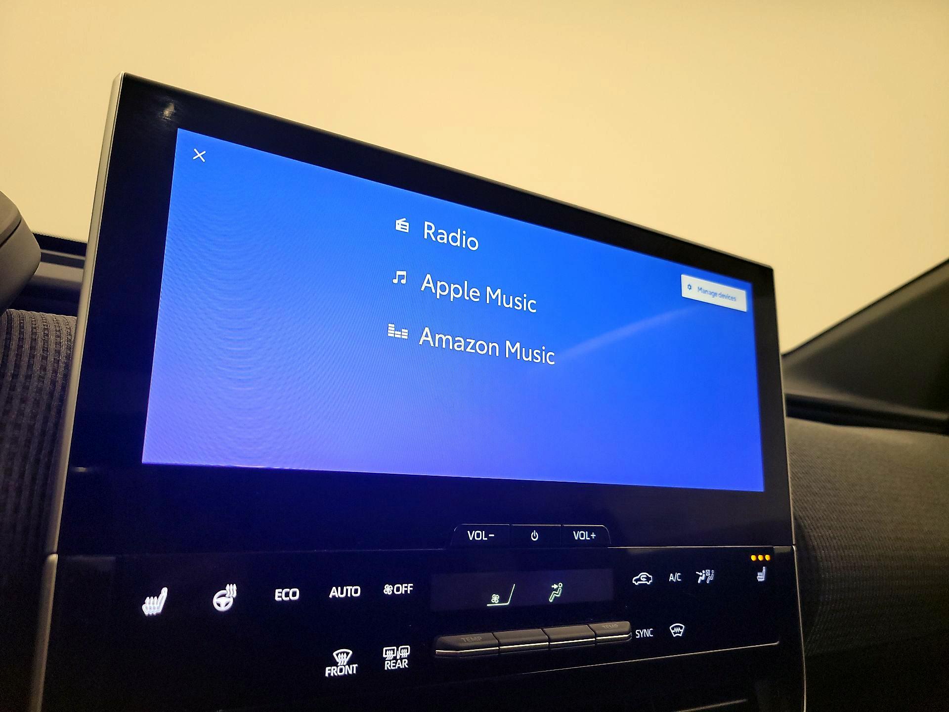 Thumbnail: 2023 Toyota bZ4X - 16