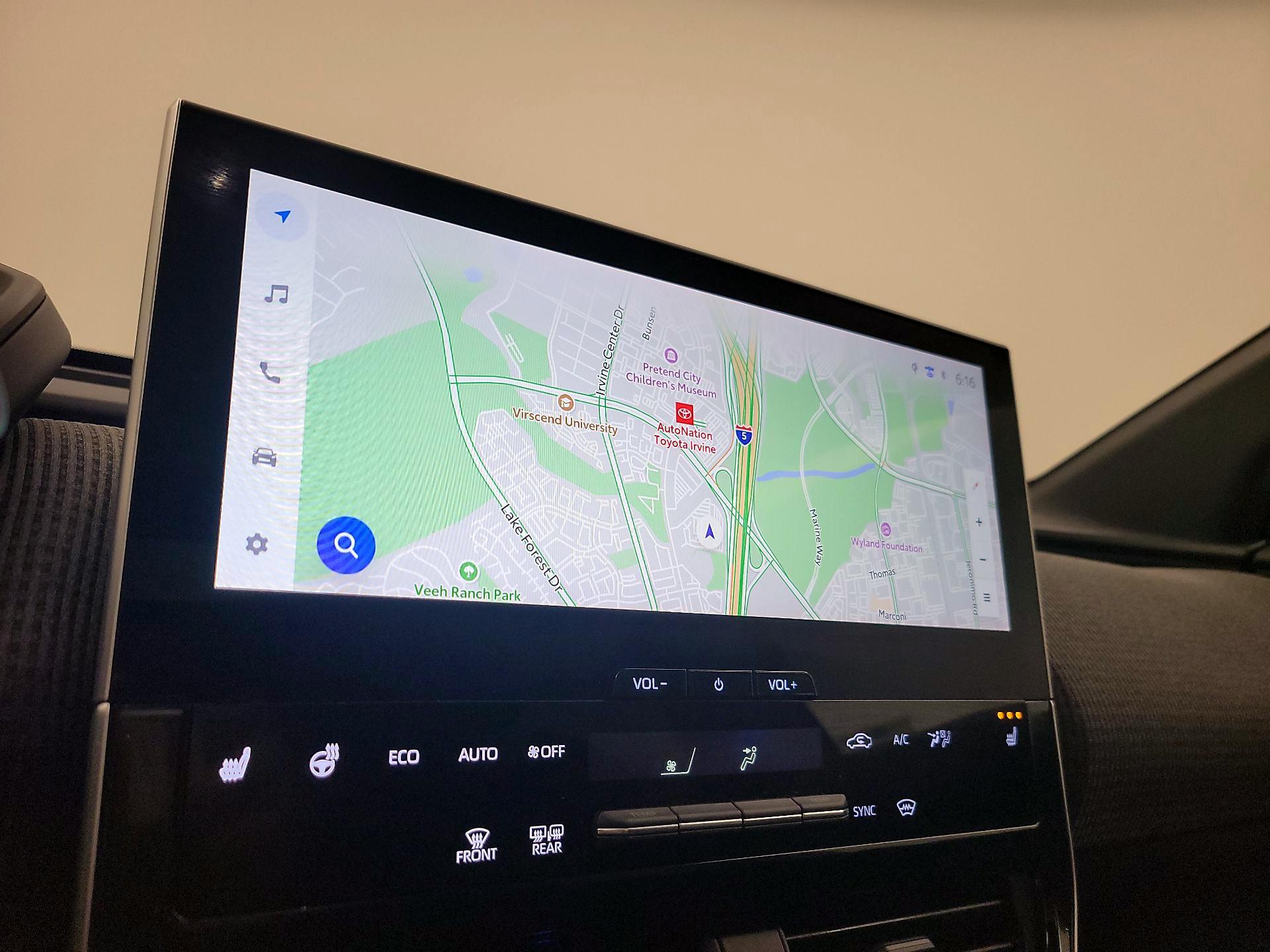 Thumbnail: 2023 Toyota bZ4X - 17