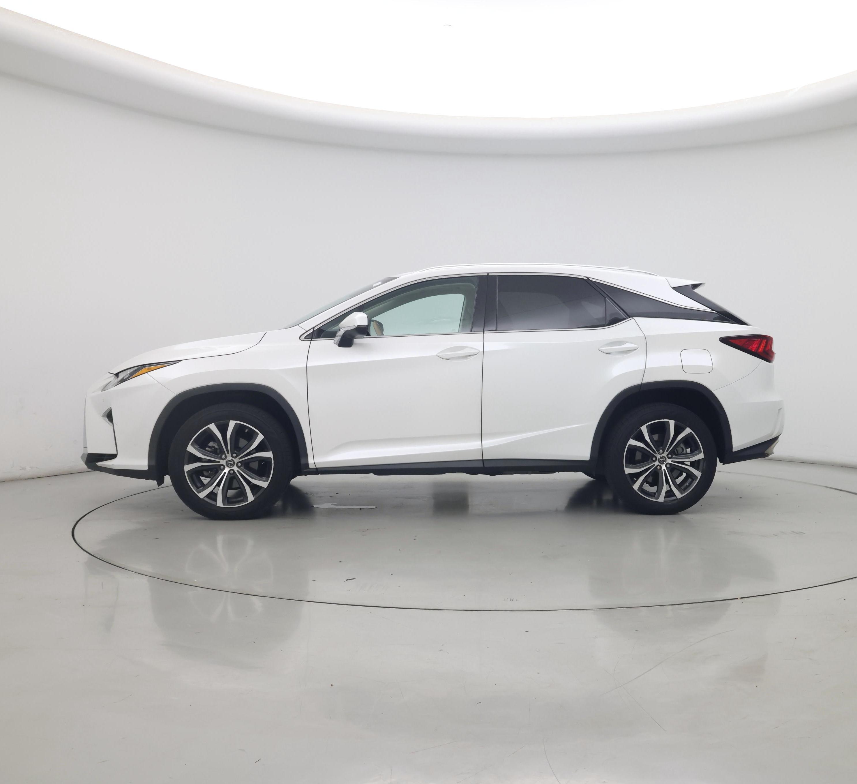 Thumbnail: 2019 Lexus RX - 3