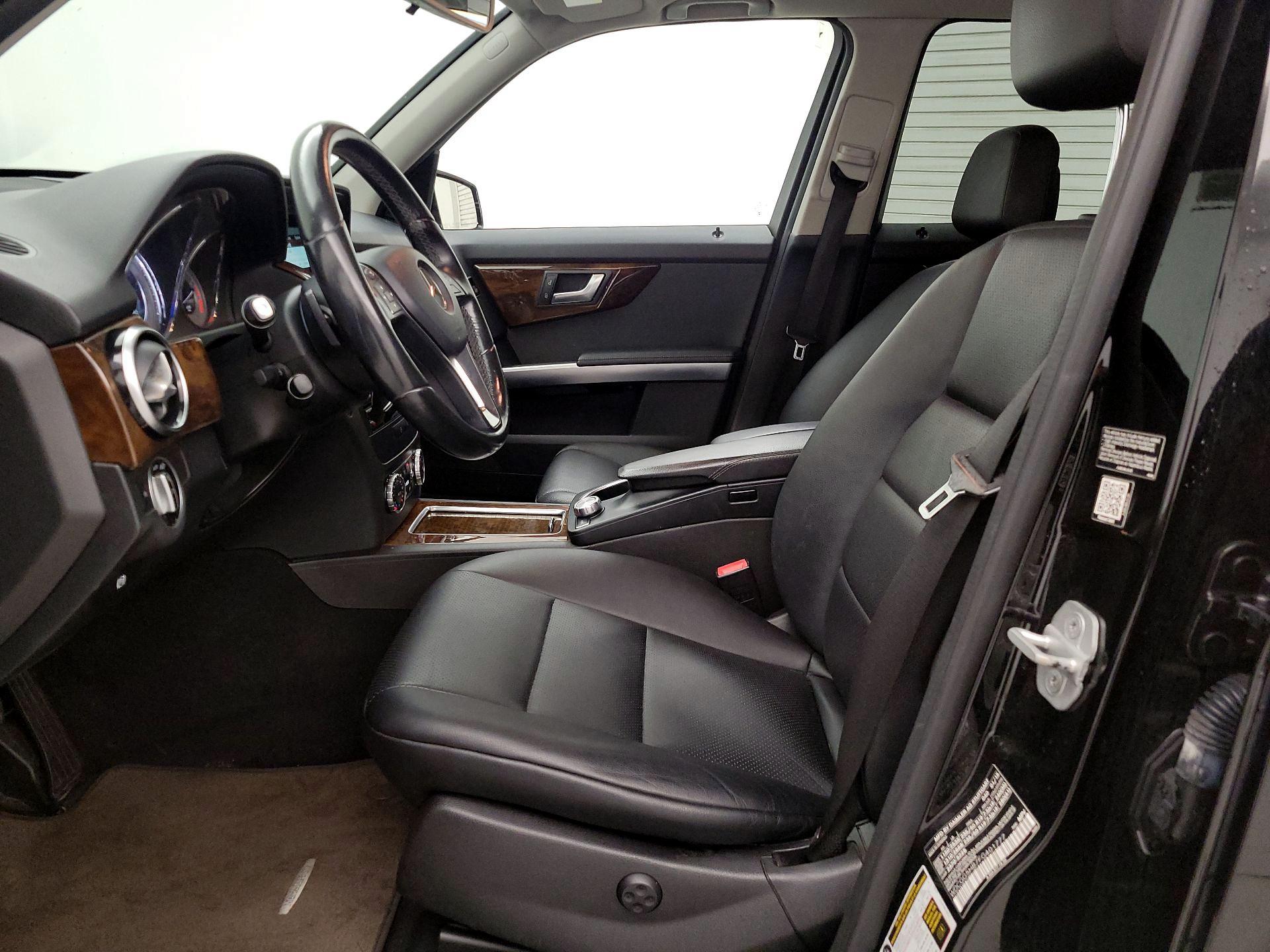 Thumbnail: 2015 Mercedes-Benz GLK - 11