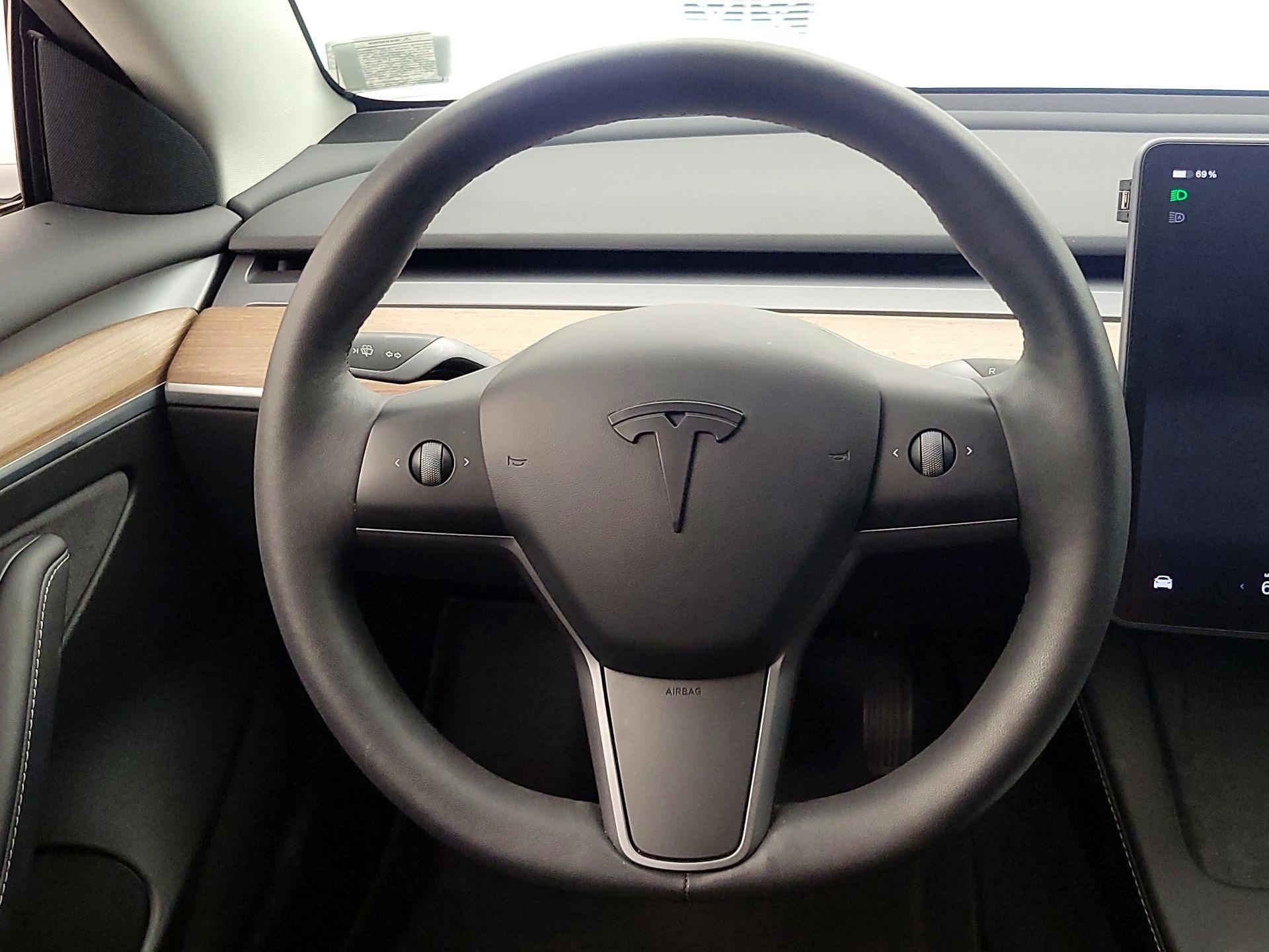 Thumbnail: 2022 Tesla Model 3 - 10