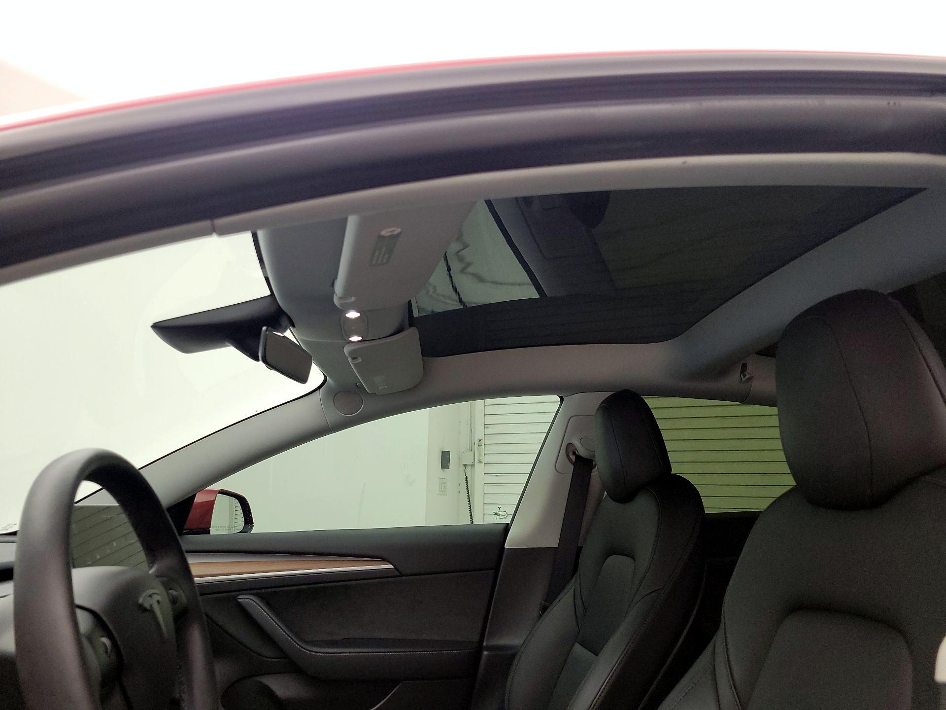 Thumbnail: 2022 Tesla Model 3 - 18