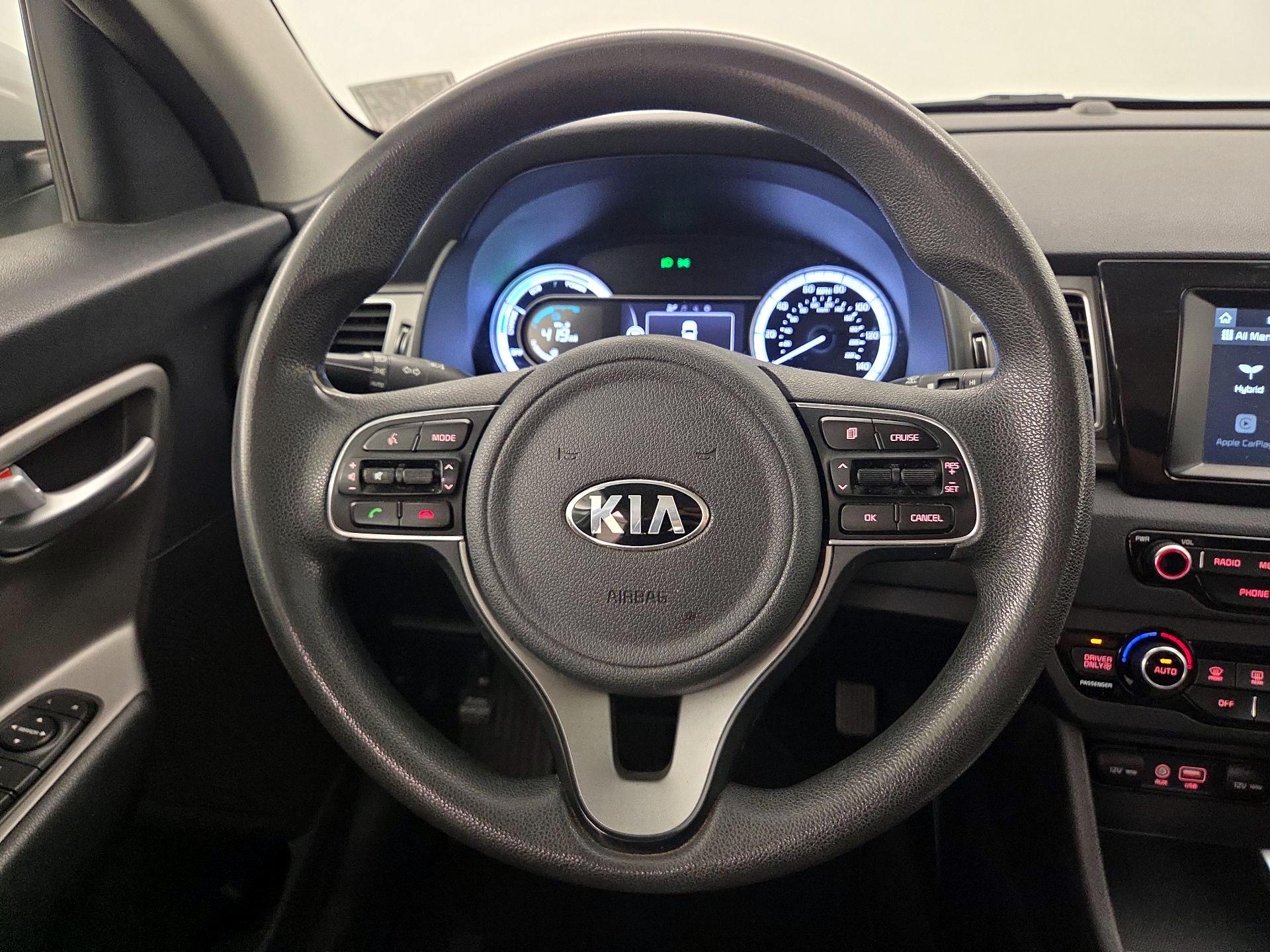 Thumbnail: 2019 Kia Niro - 10