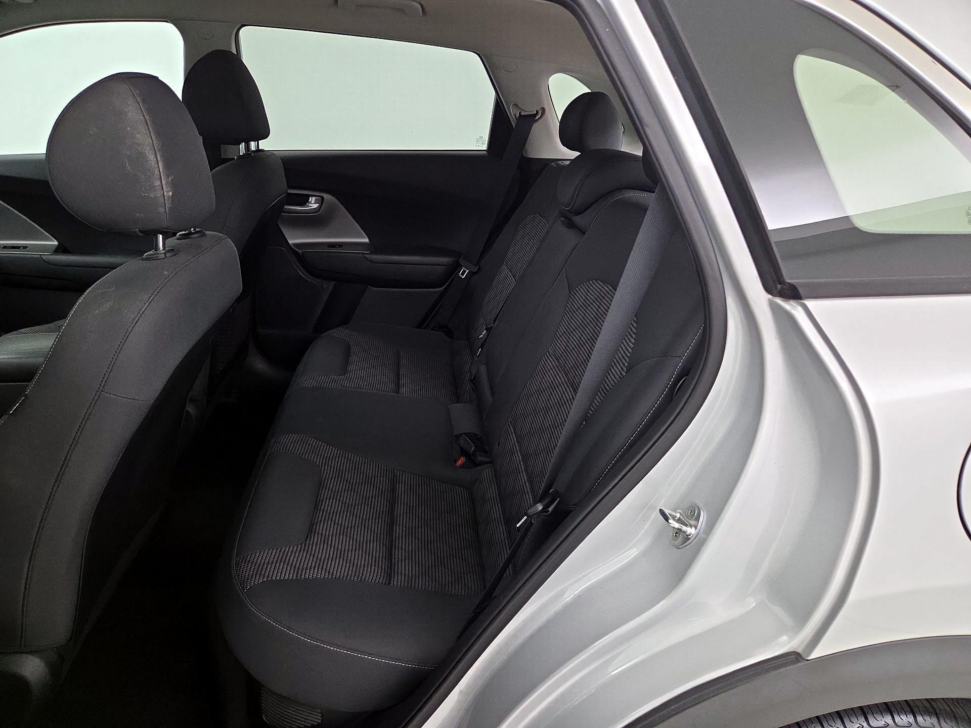 Thumbnail: 2019 Kia Niro - 19