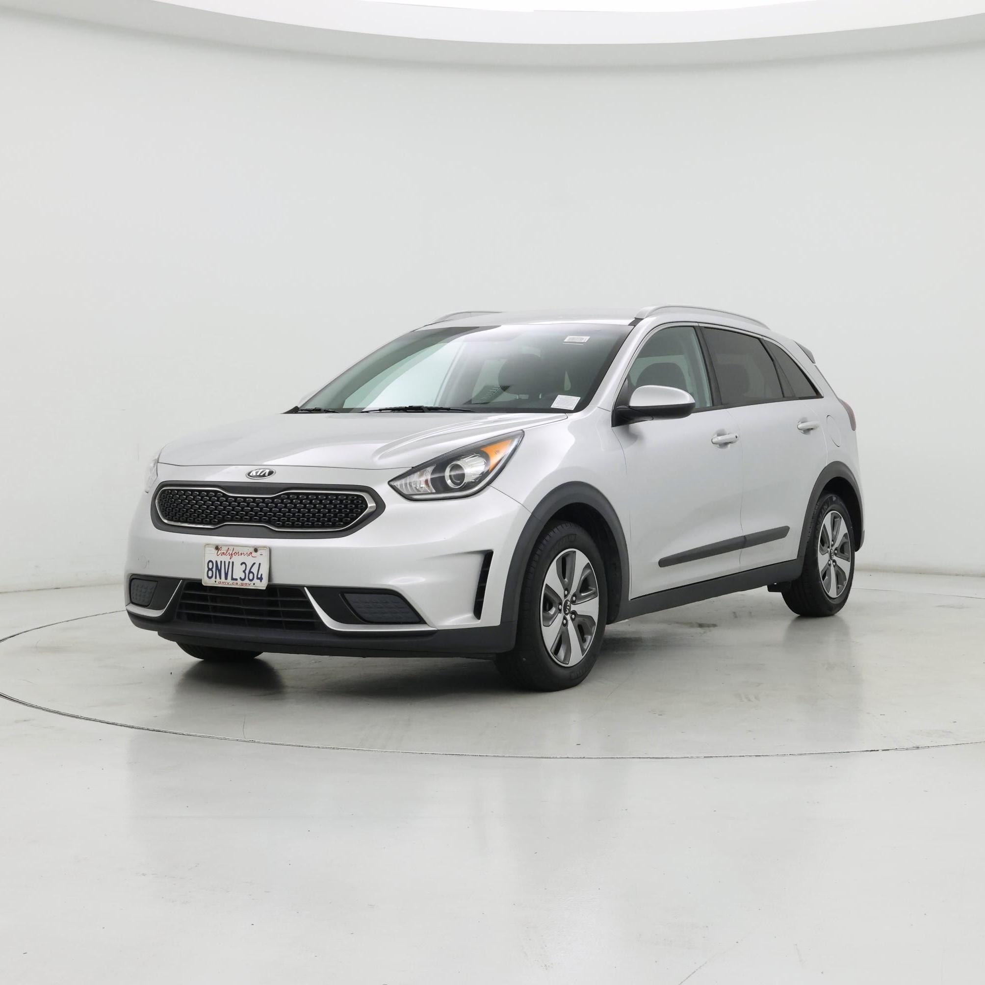 Thumbnail: 2019 Kia Niro - 4