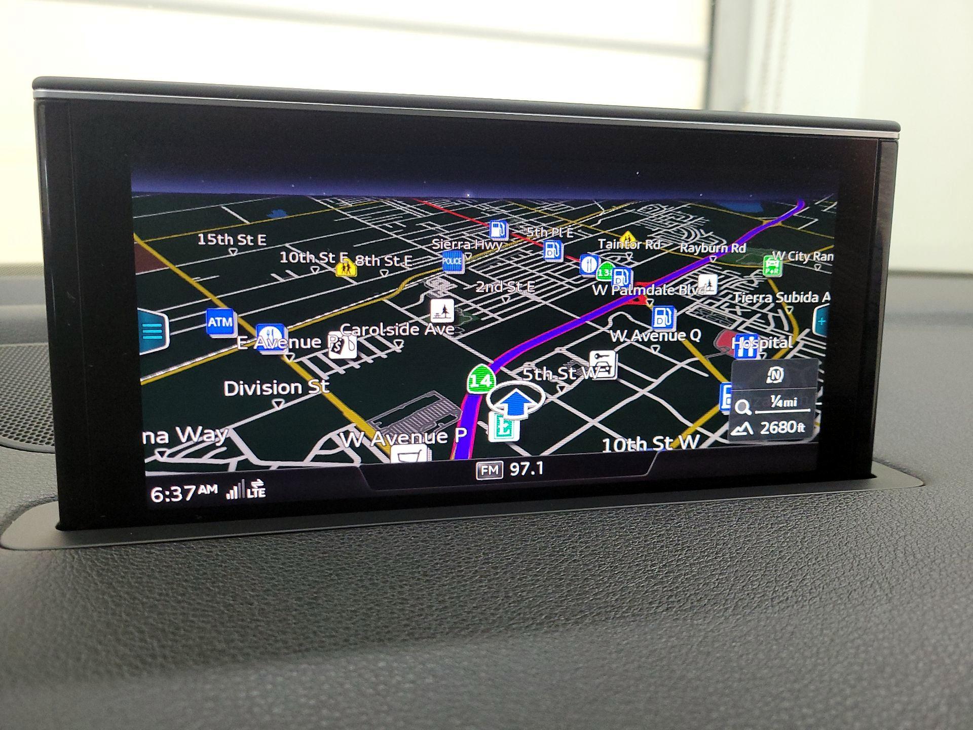 Thumbnail: 2017 Audi Q7 - 14