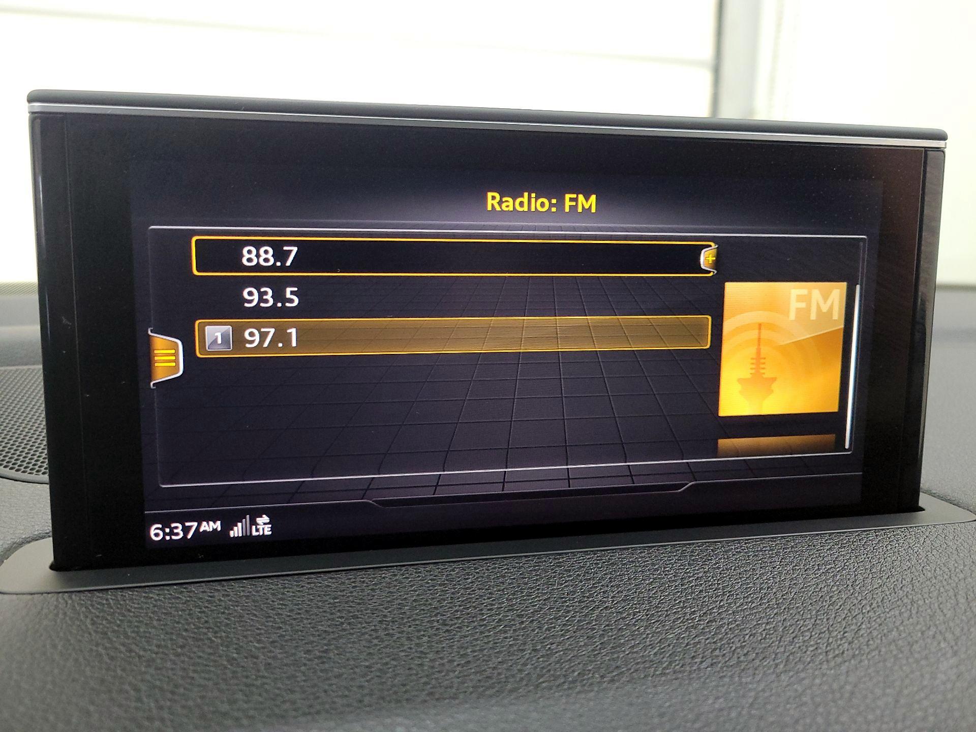 Thumbnail: 2017 Audi Q7 - 16