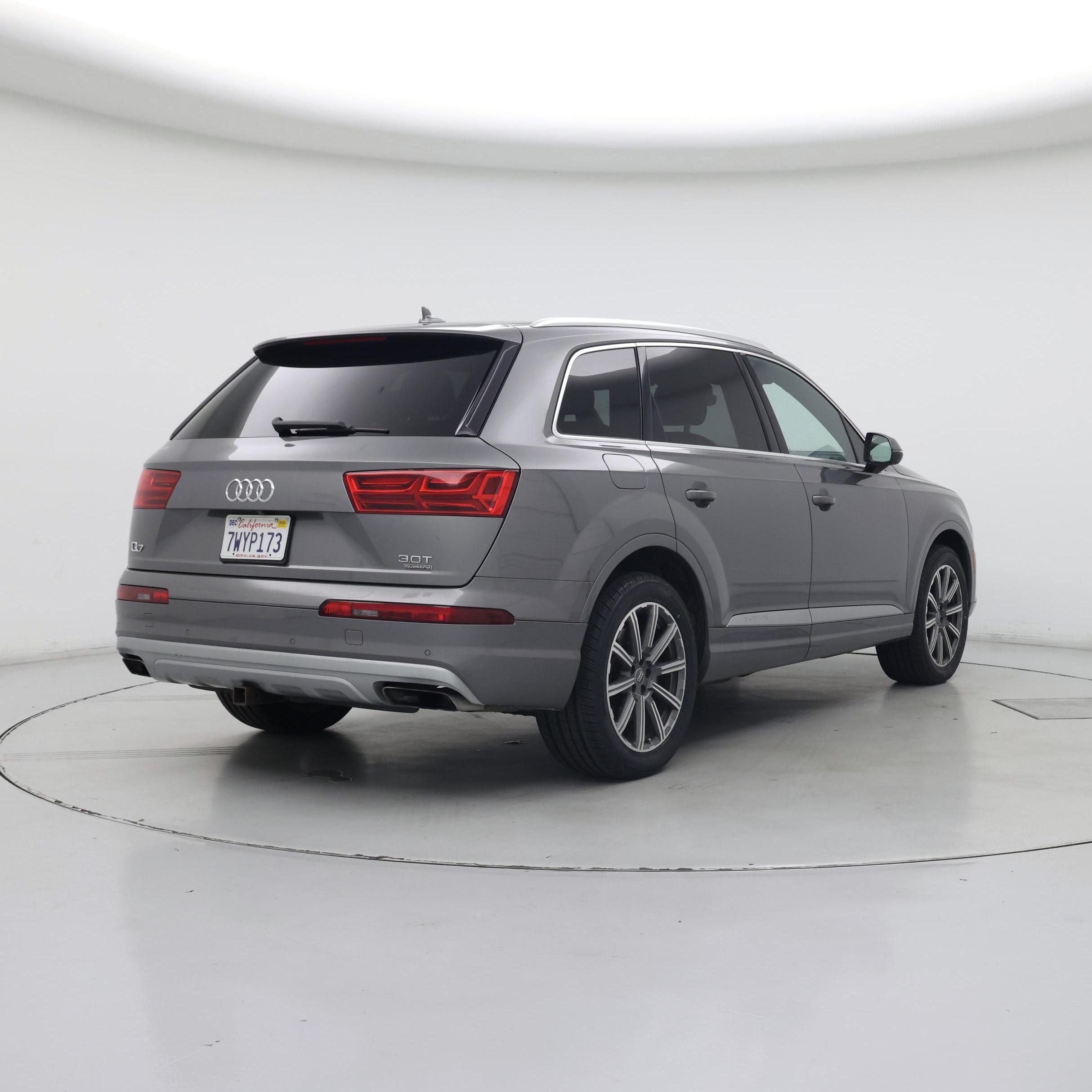 Thumbnail: 2017 Audi Q7 - 8