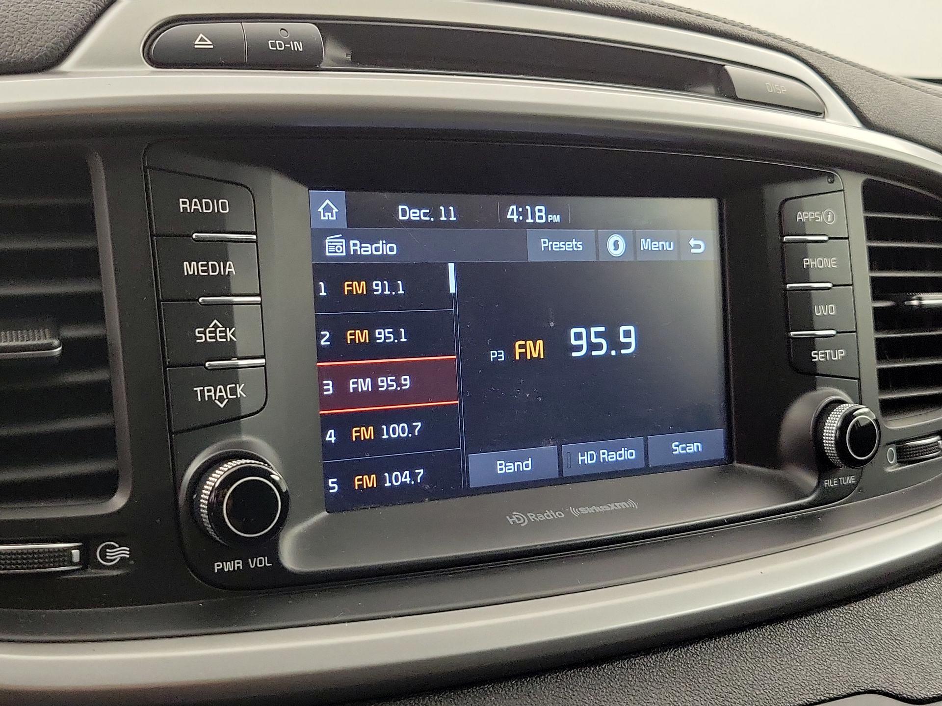 Thumbnail: 2018 Kia Sorento - 15