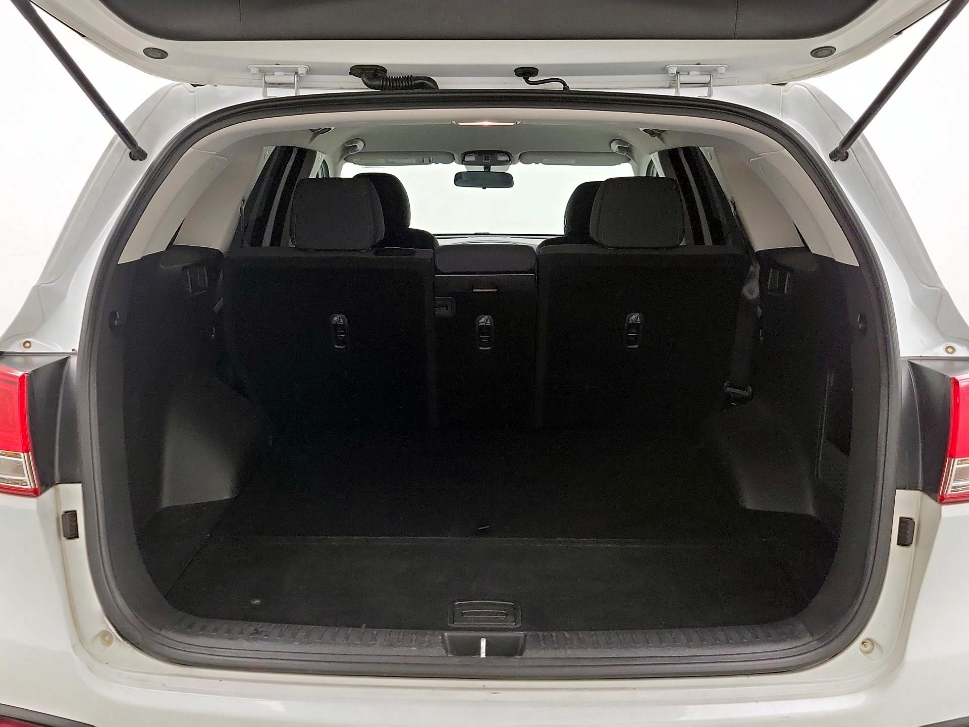 Thumbnail: 2018 Kia Sorento - 20