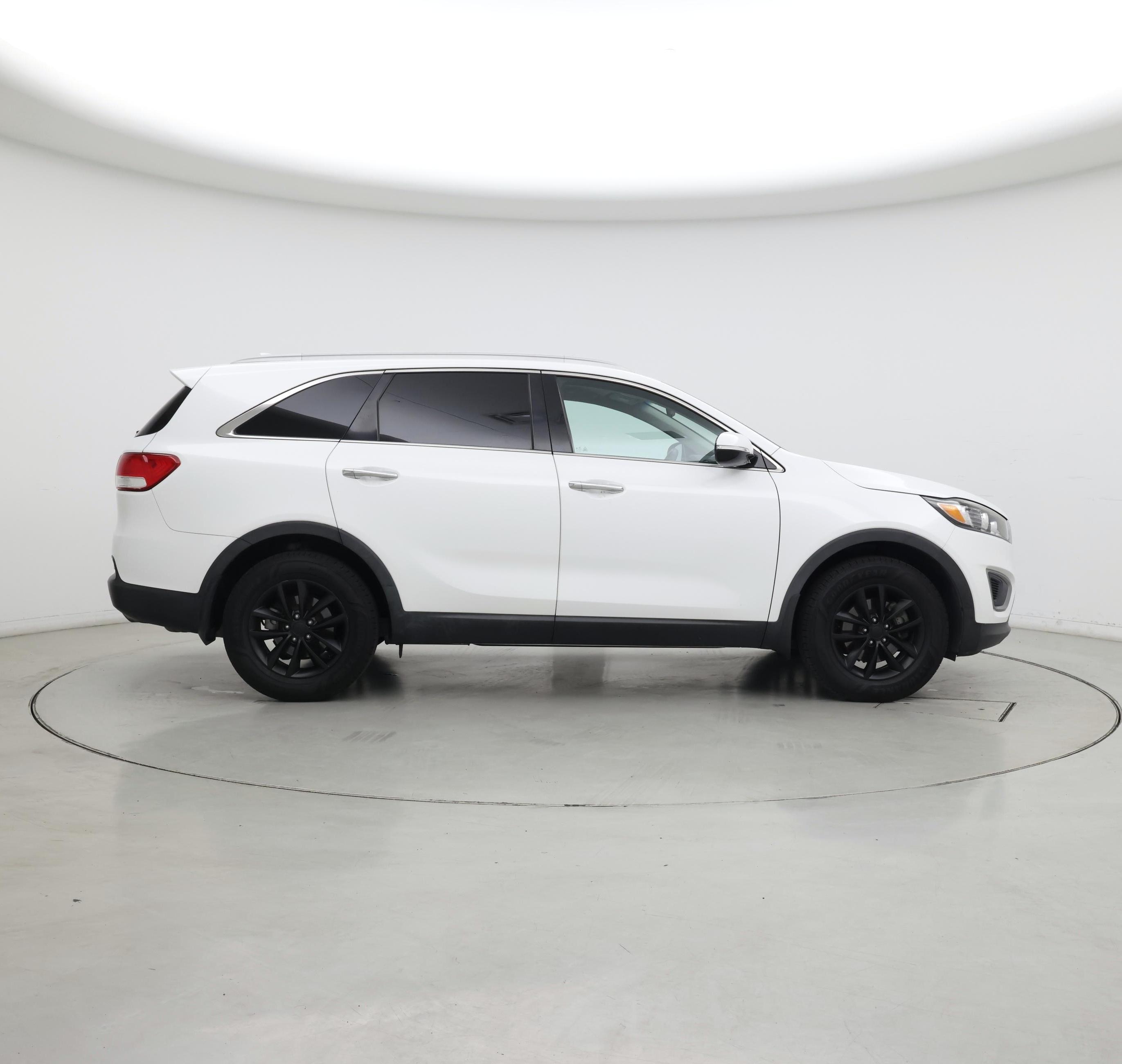 Thumbnail: 2018 Kia Sorento - 7