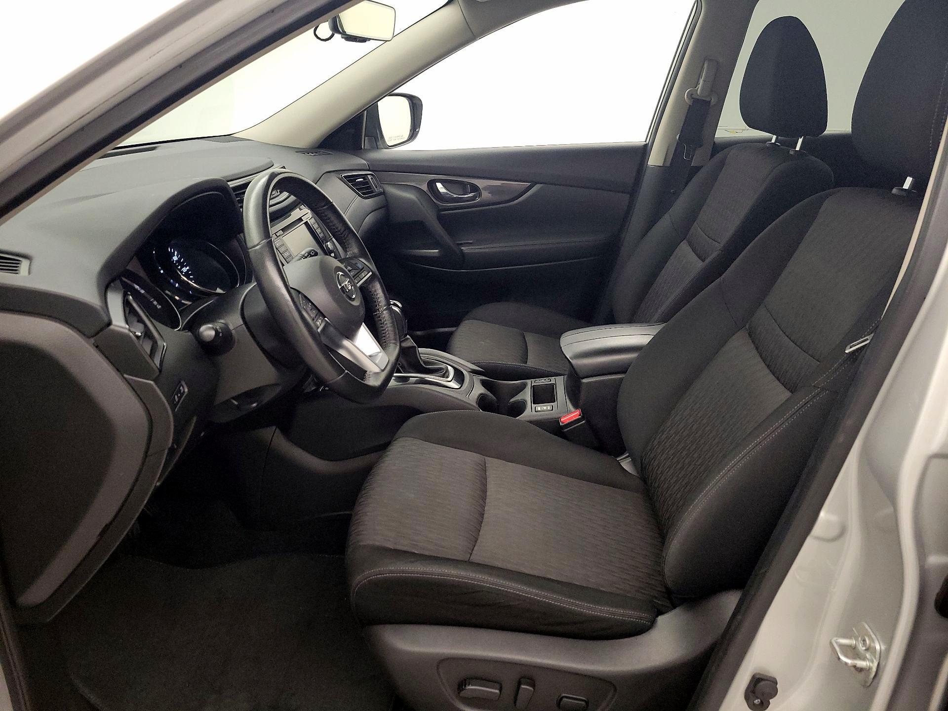 Thumbnail: 2019 Nissan Rogue - 11