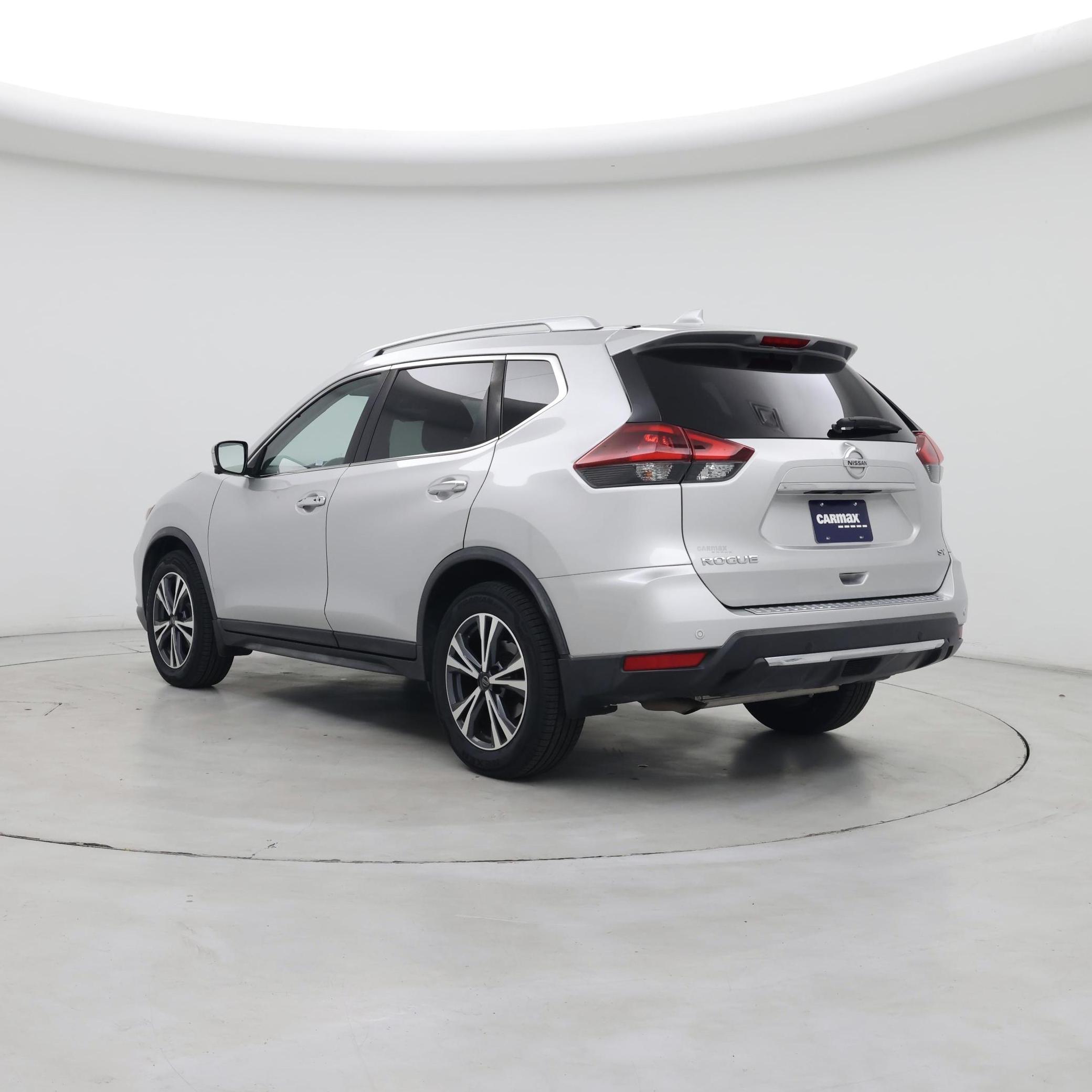 Thumbnail: 2019 Nissan Rogue - 2
