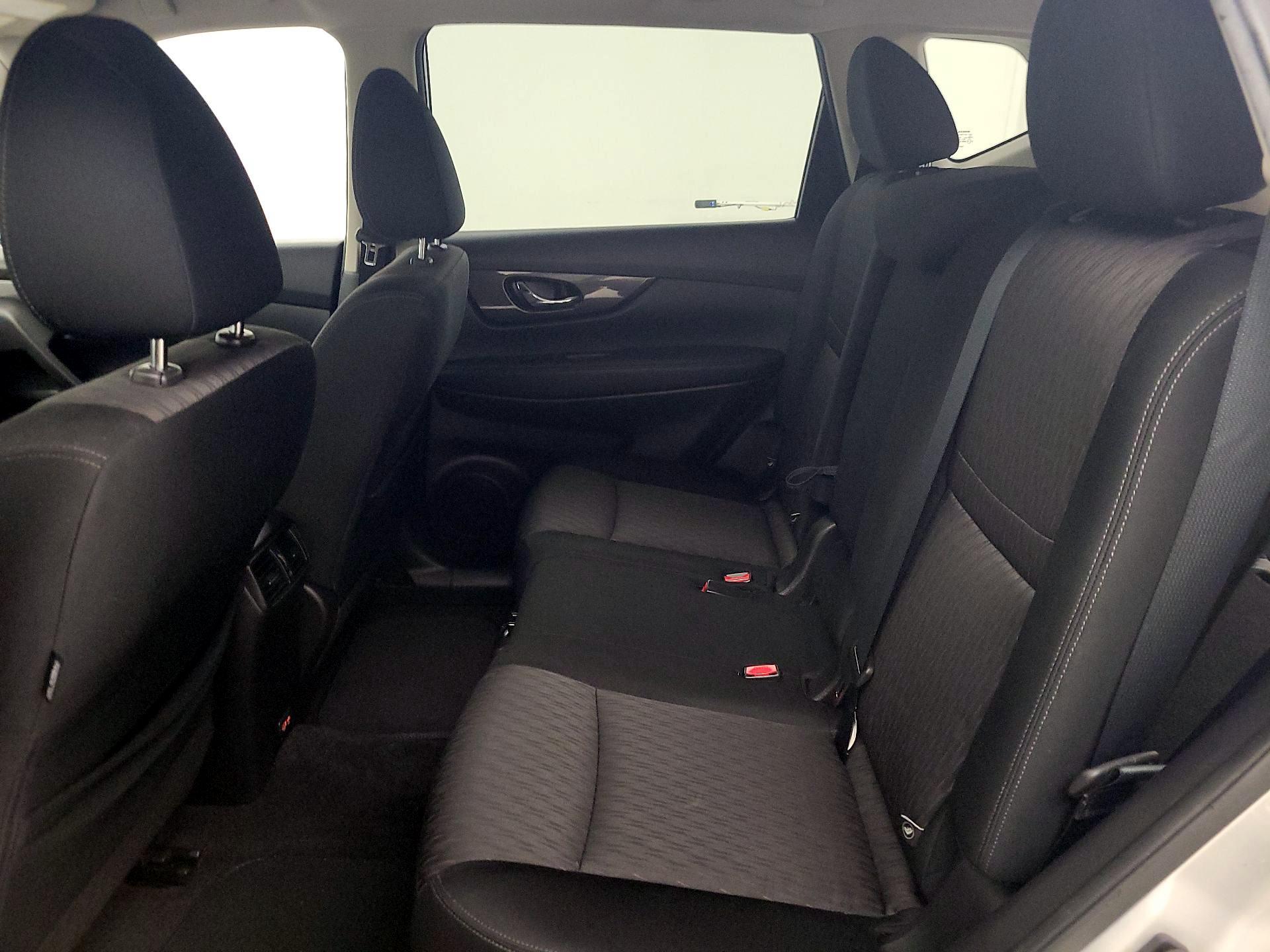 Thumbnail: 2019 Nissan Rogue - 20