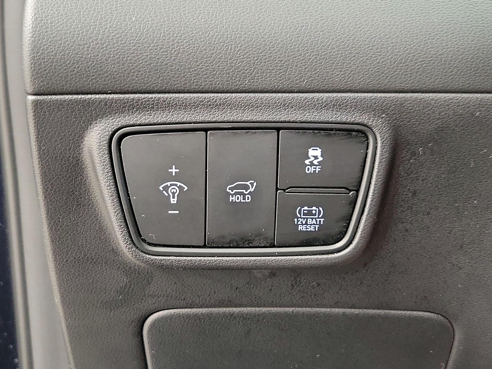 Thumbnail: 2022 Hyundai Tucson - 13