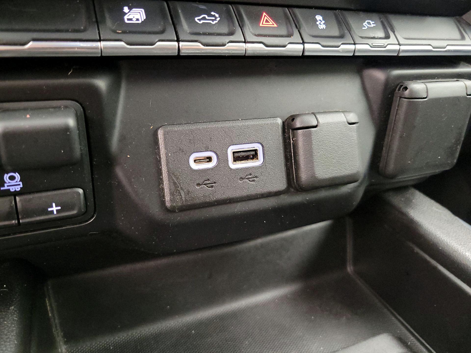 Thumbnail: 2021 Chevrolet Silverado 2500 - 18