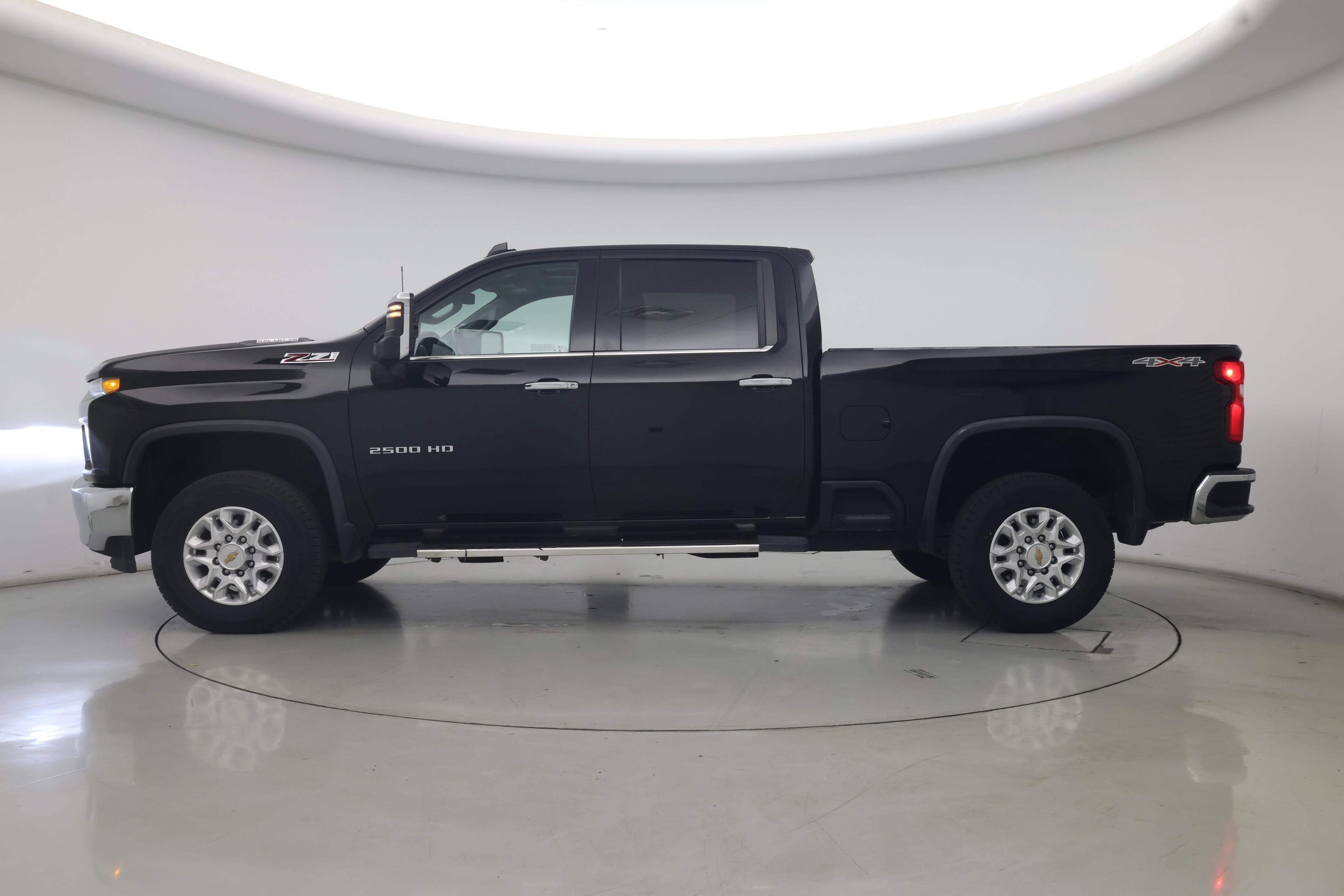 Thumbnail: 2021 Chevrolet Silverado 2500 - 3