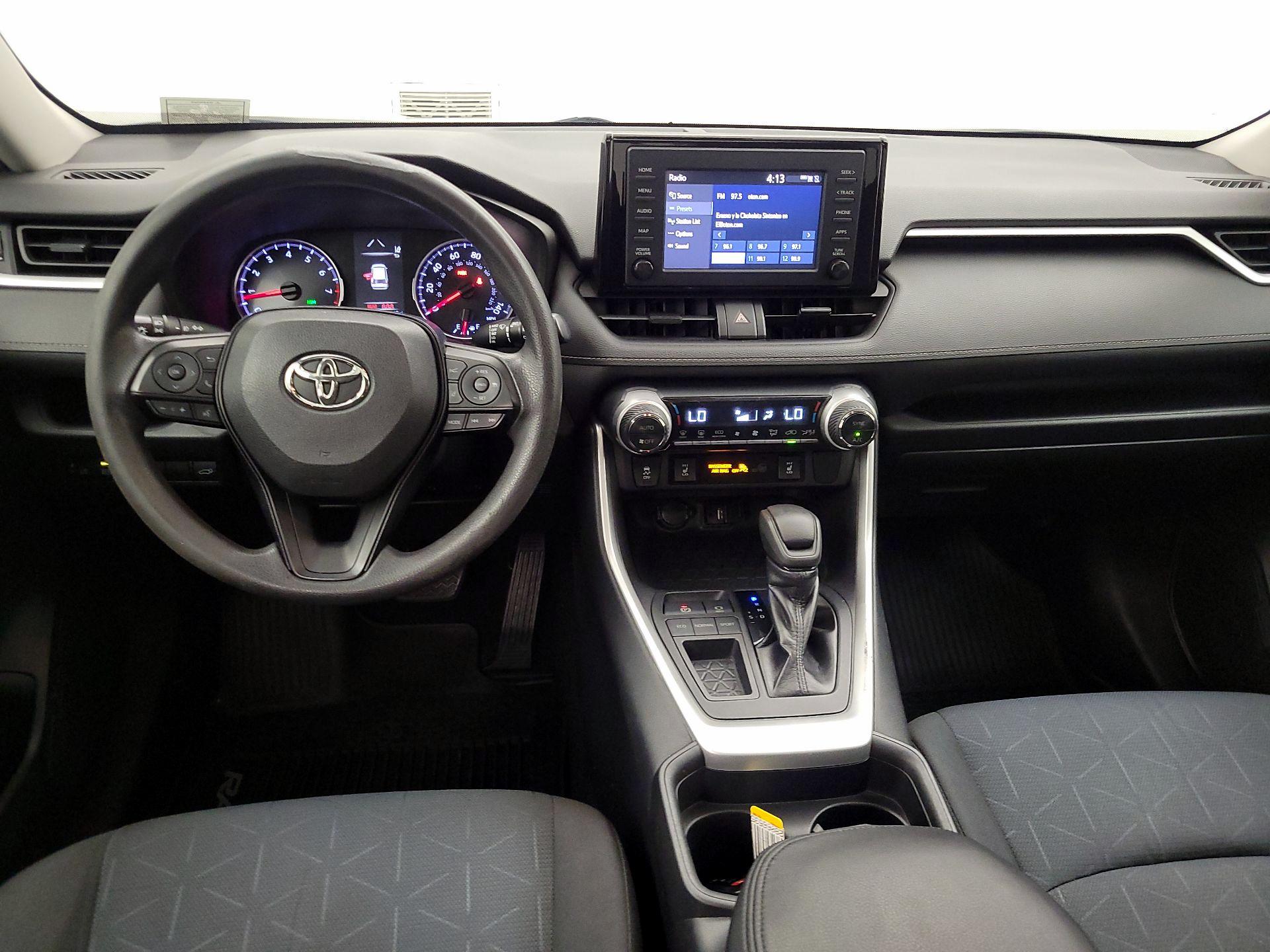 Thumbnail: 2019 Toyota RAV4 - 9