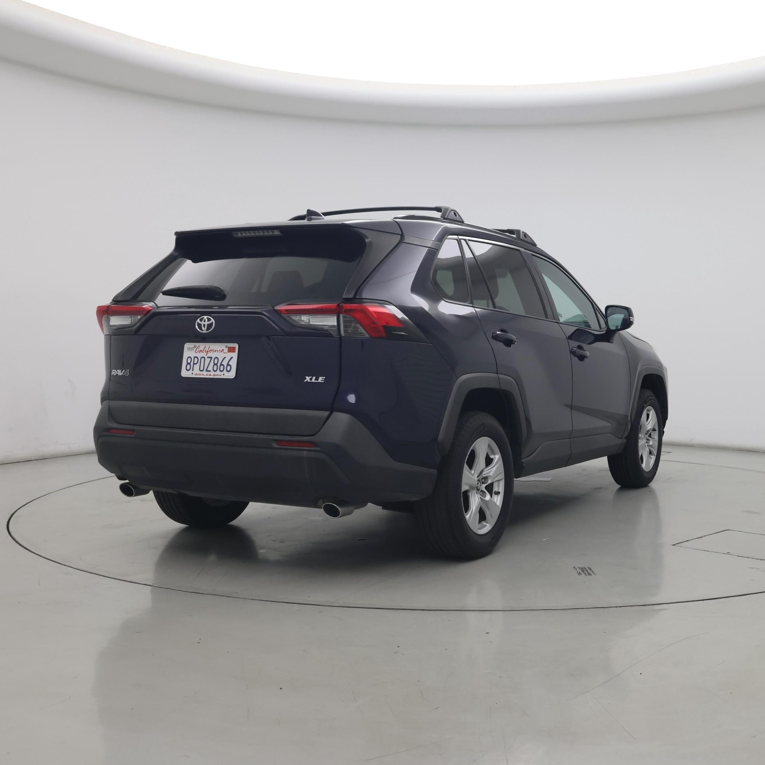 Thumbnail: 2019 Toyota RAV4 - 8