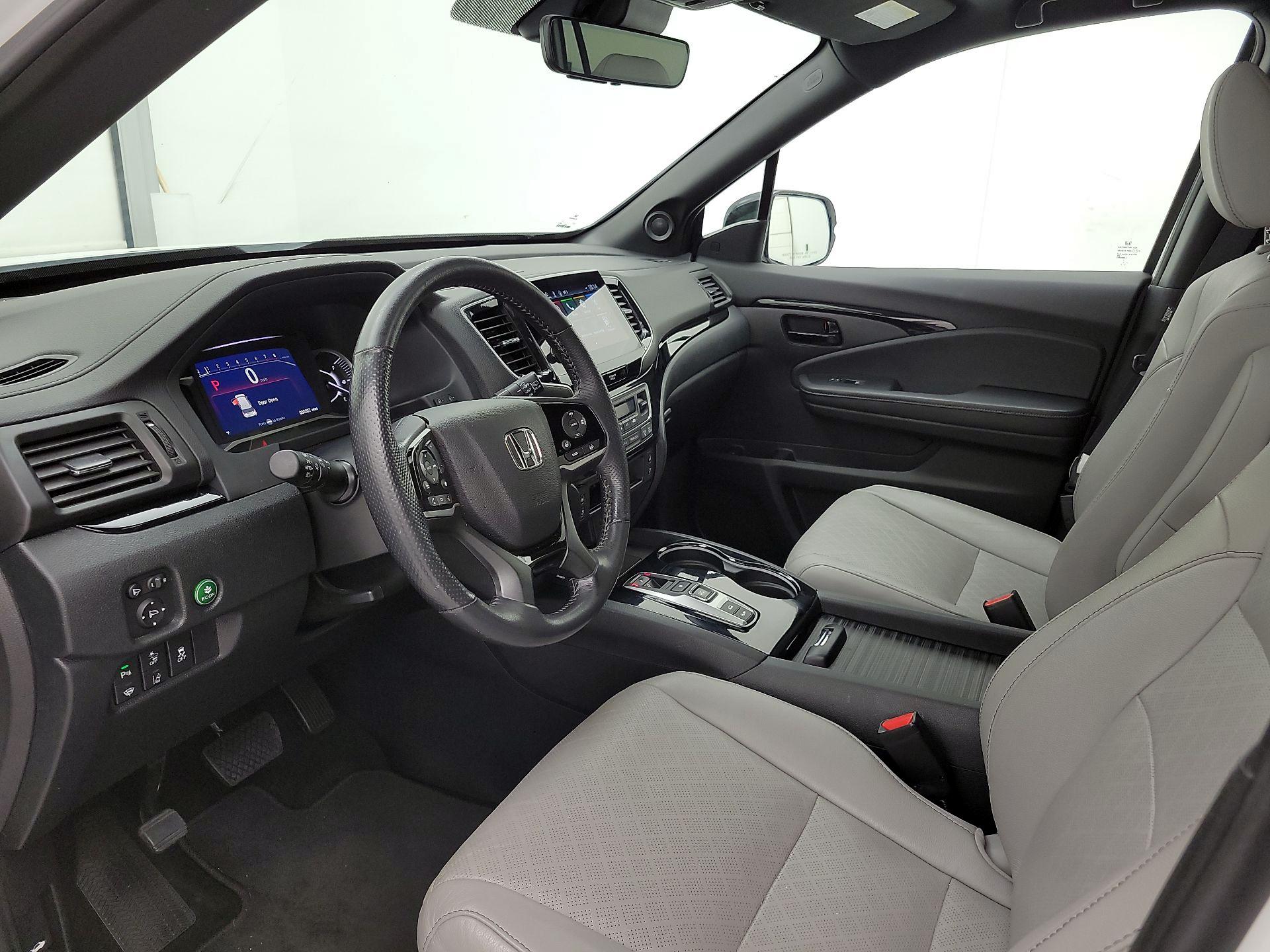 Thumbnail: 2022 Honda Passport - 11