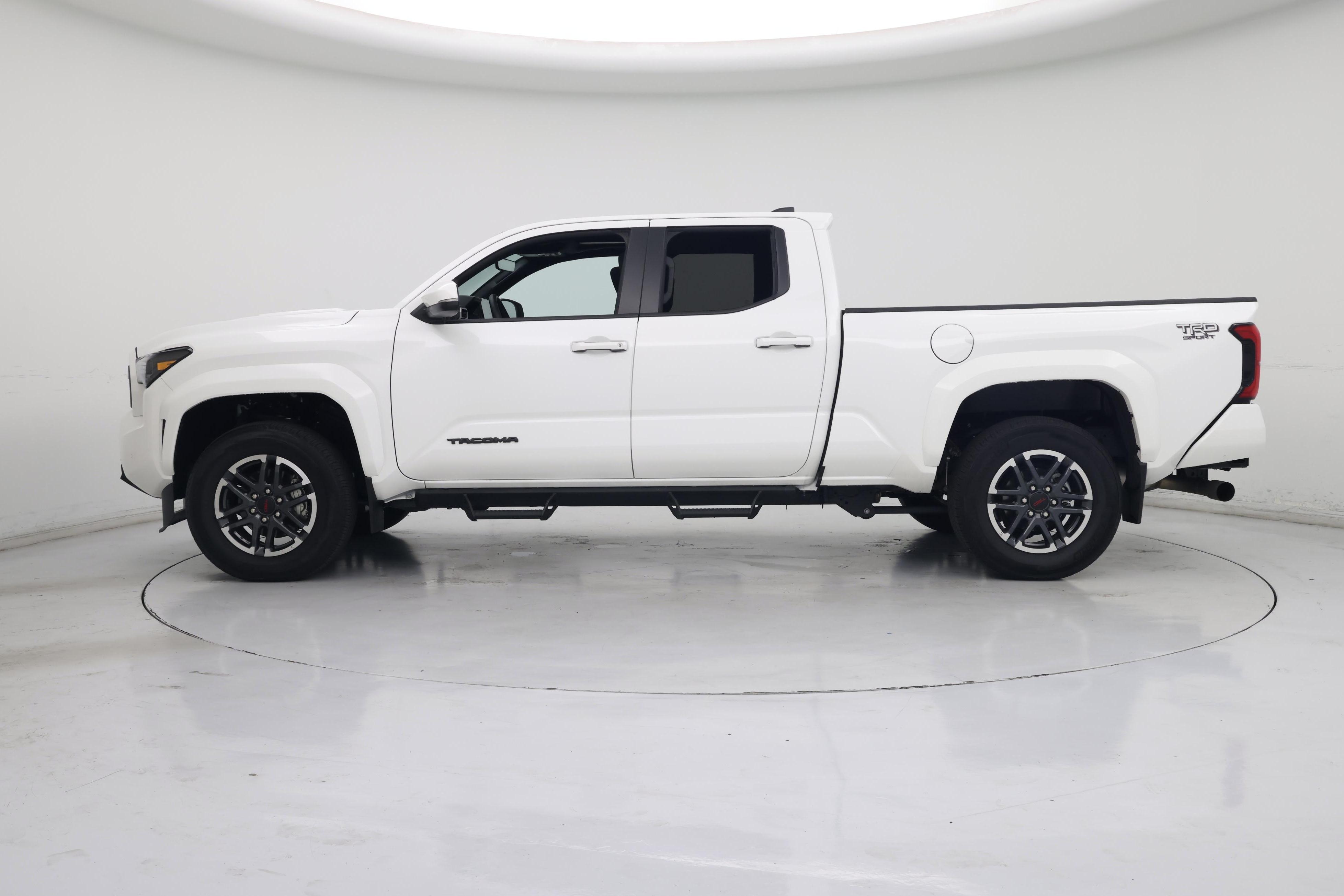 Thumbnail: 2024 Toyota Tacoma - 3