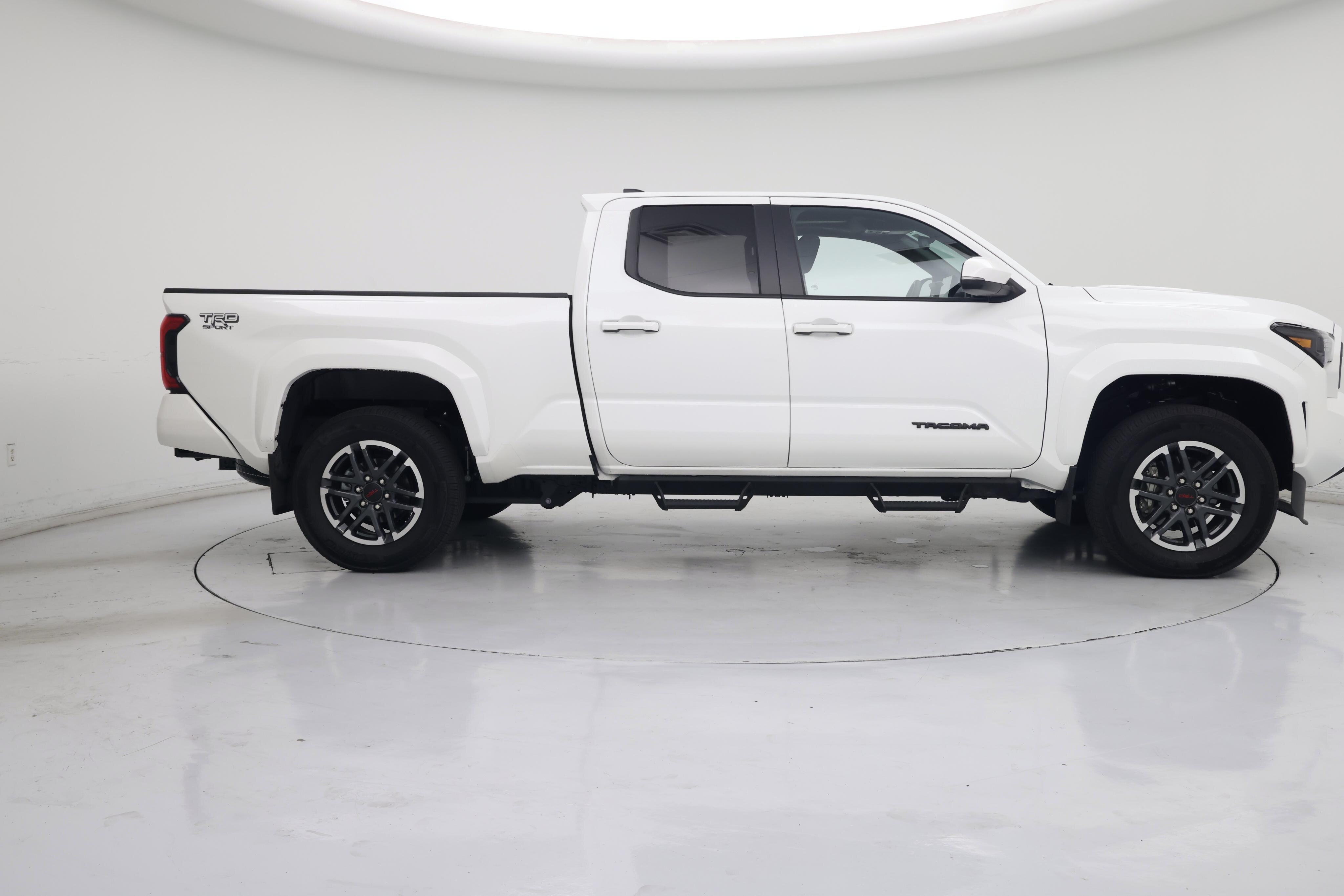 Thumbnail: 2024 Toyota Tacoma - 7