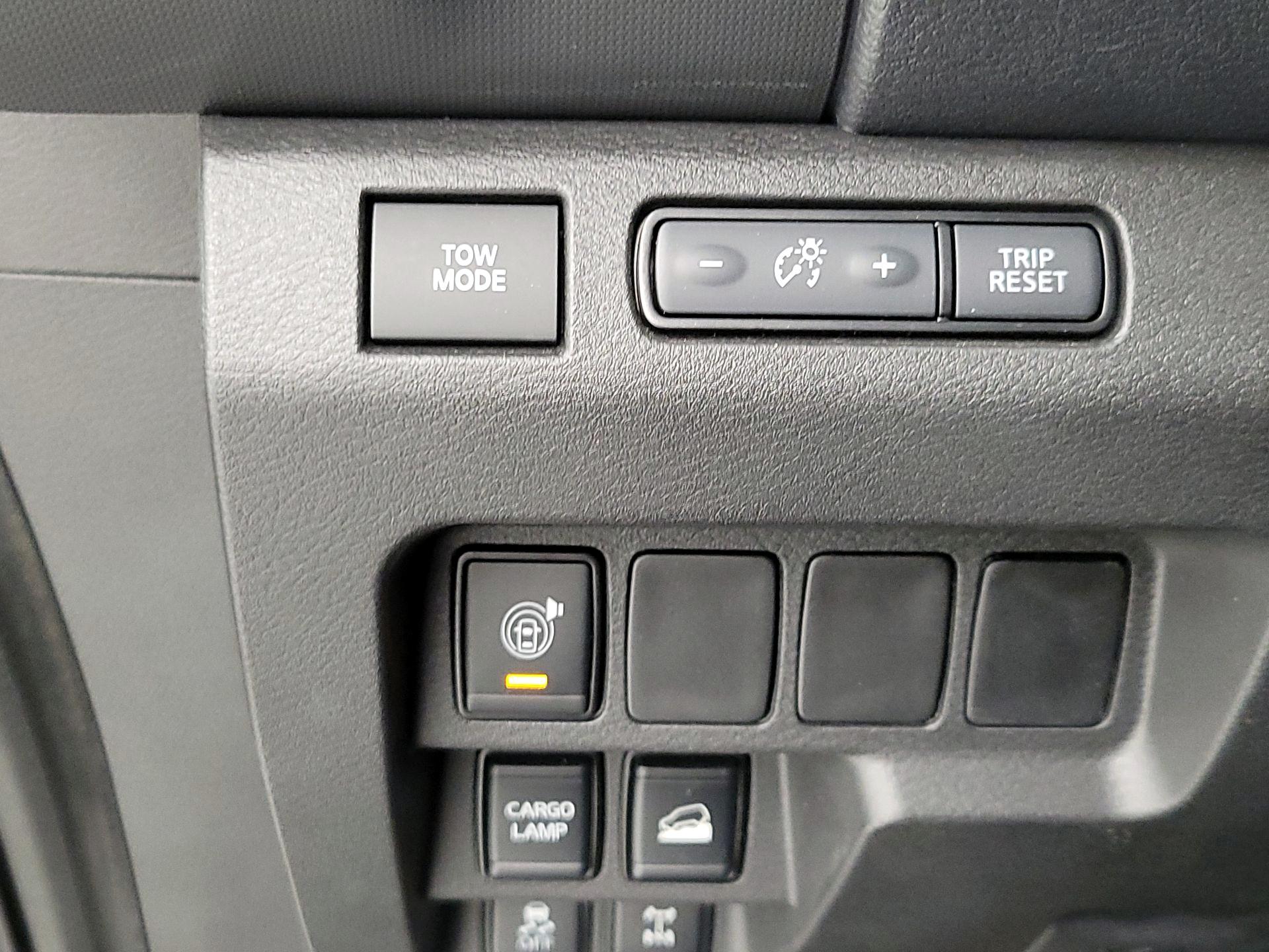 Thumbnail: 2024 Nissan Frontier - 13