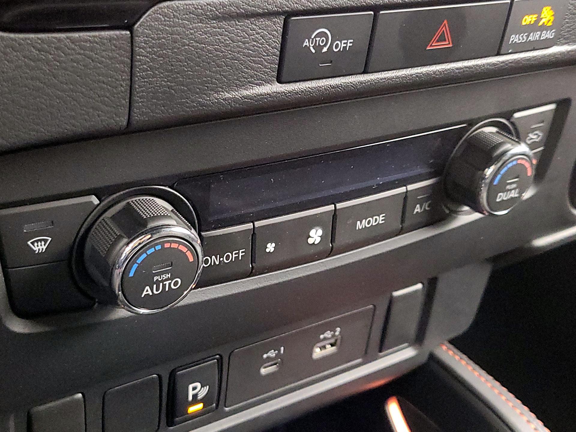 Thumbnail: 2024 Nissan Frontier - 16