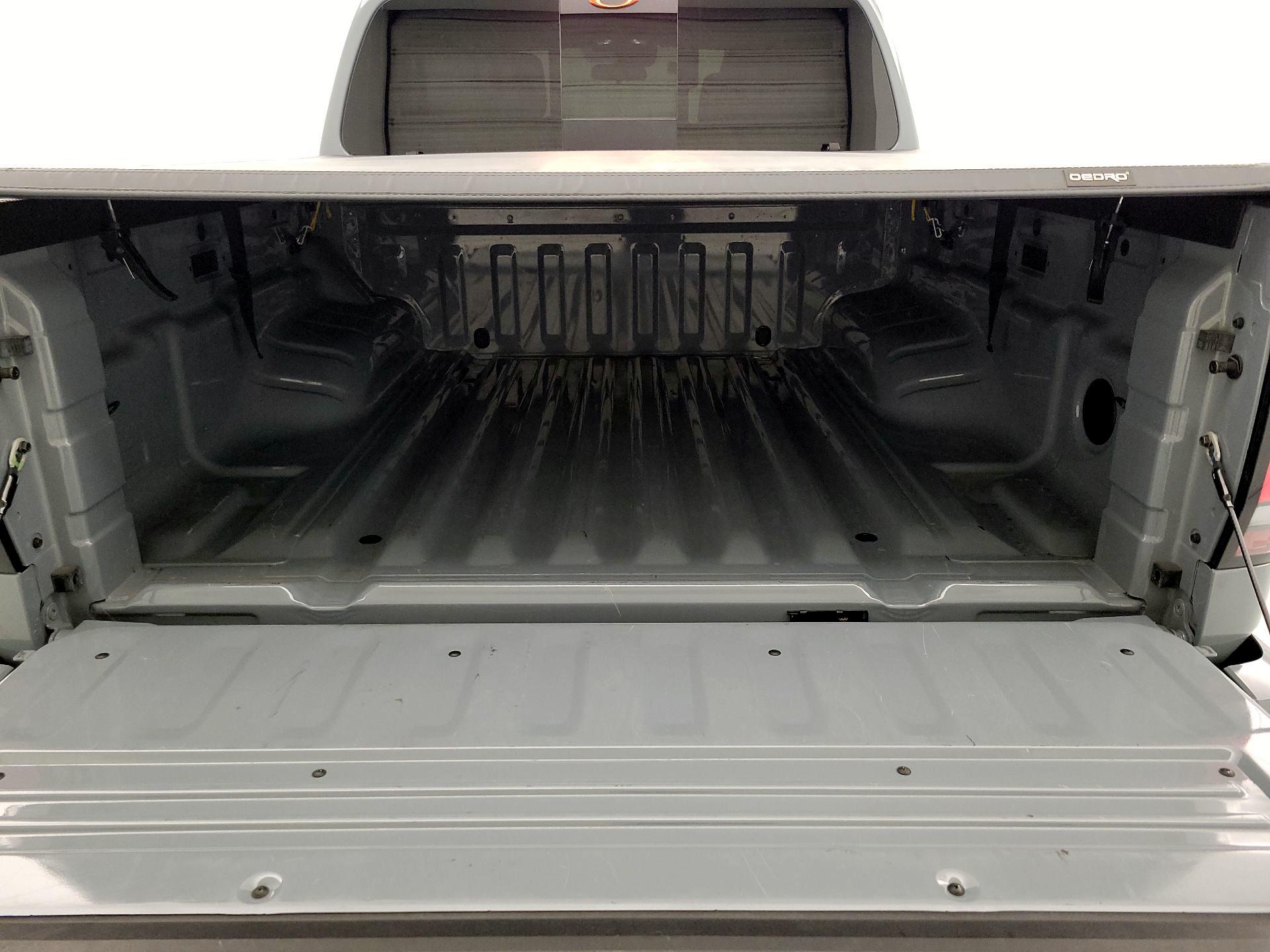 Thumbnail: 2024 Nissan Frontier - 19