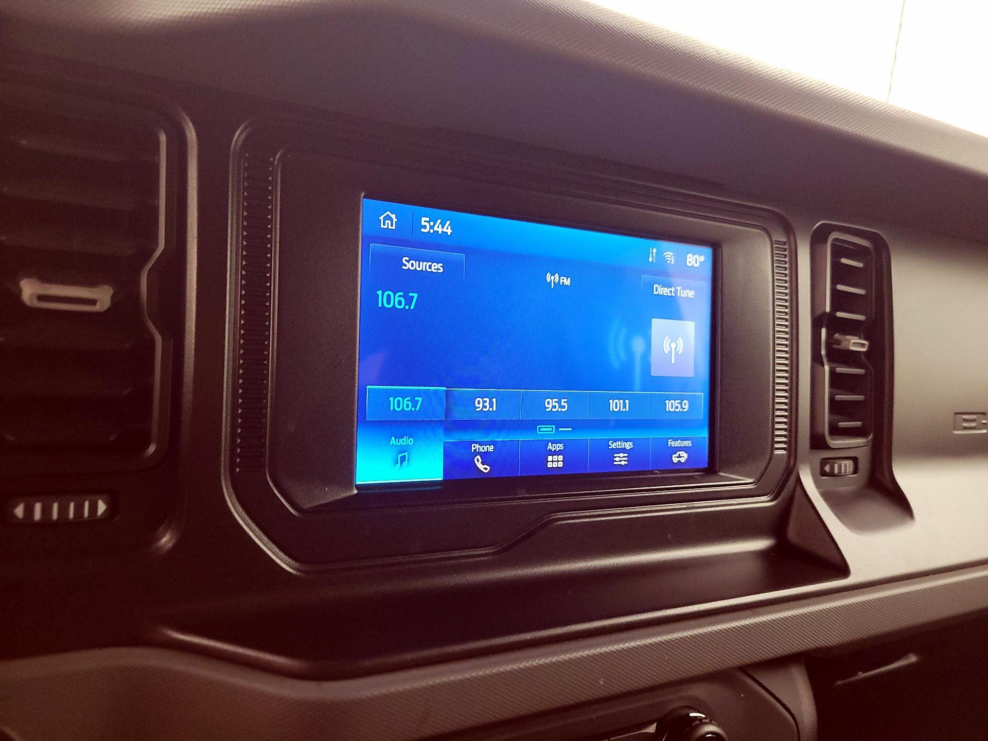 Thumbnail: 2022 Ford Bronco - 15