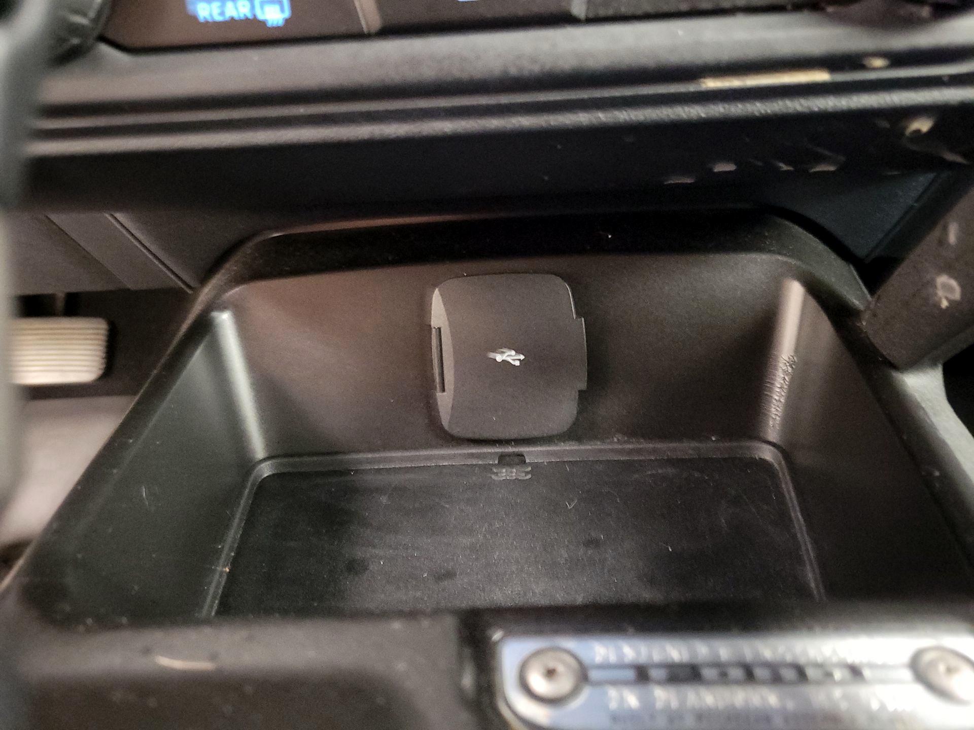 Thumbnail: 2022 Ford Bronco - 18