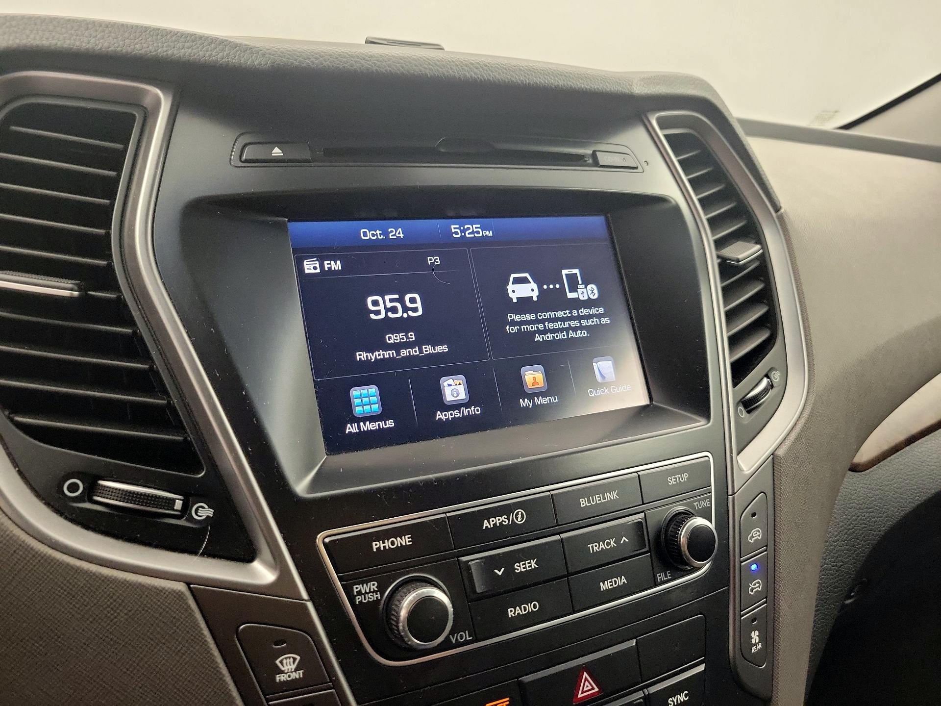 Thumbnail: 2017 Hyundai Santa Fe - 15