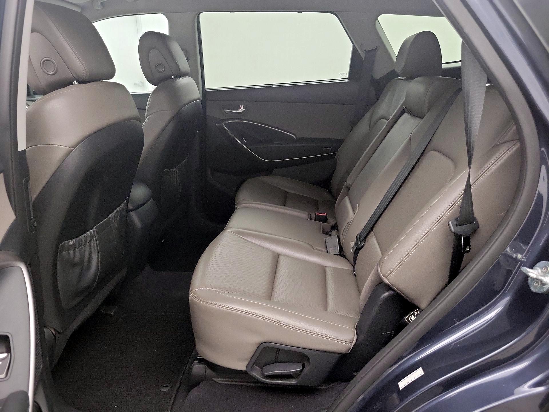 Thumbnail: 2017 Hyundai Santa Fe - 19