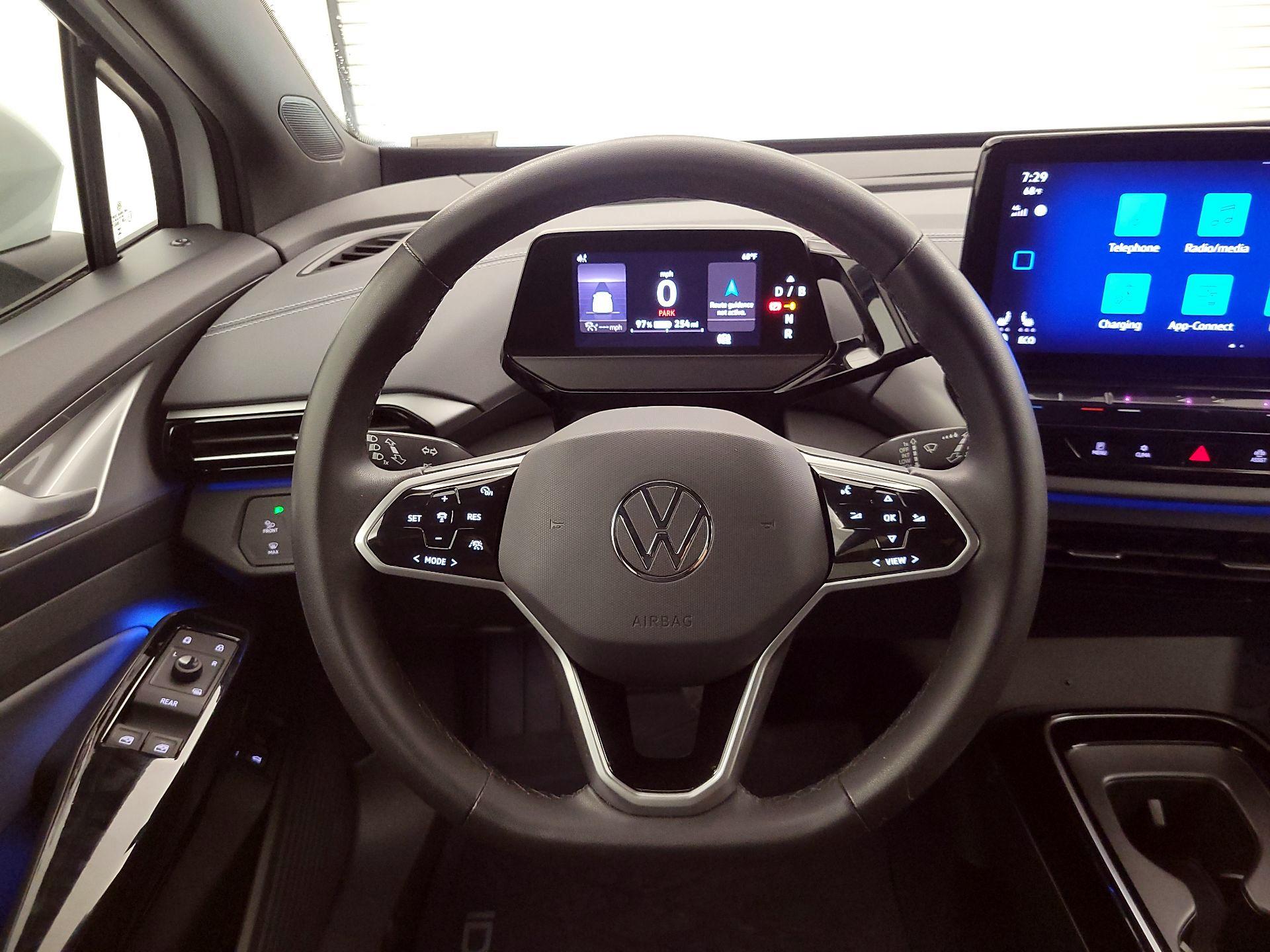 Thumbnail: 2023 Volkswagen ID.4 - 10