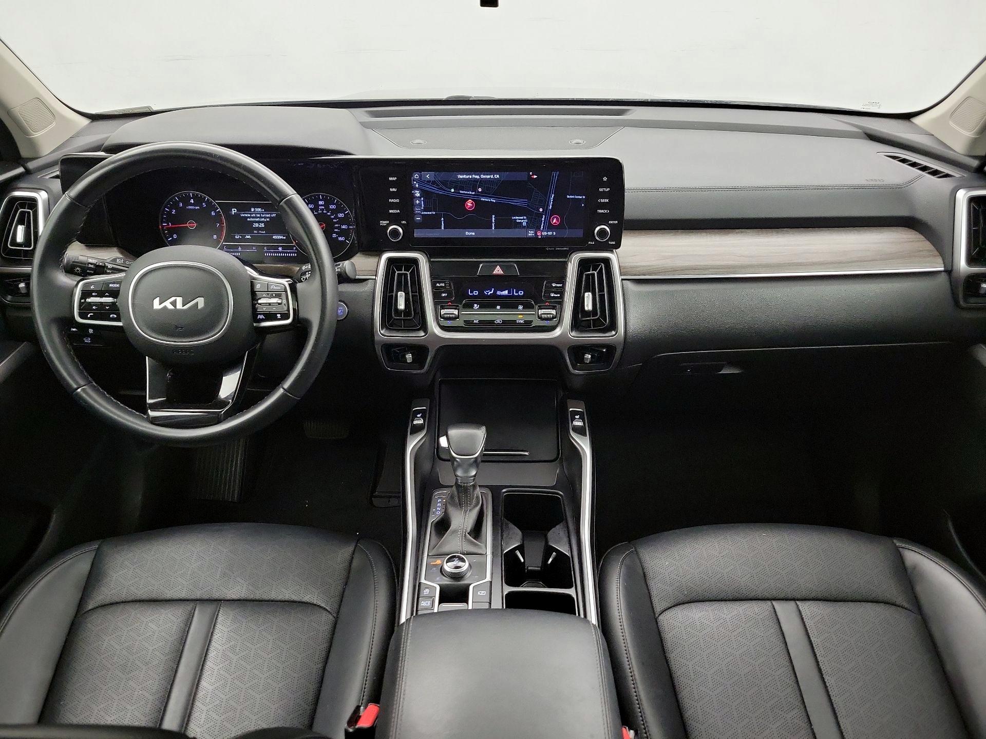 Thumbnail: 2022 Kia Sorento - 9