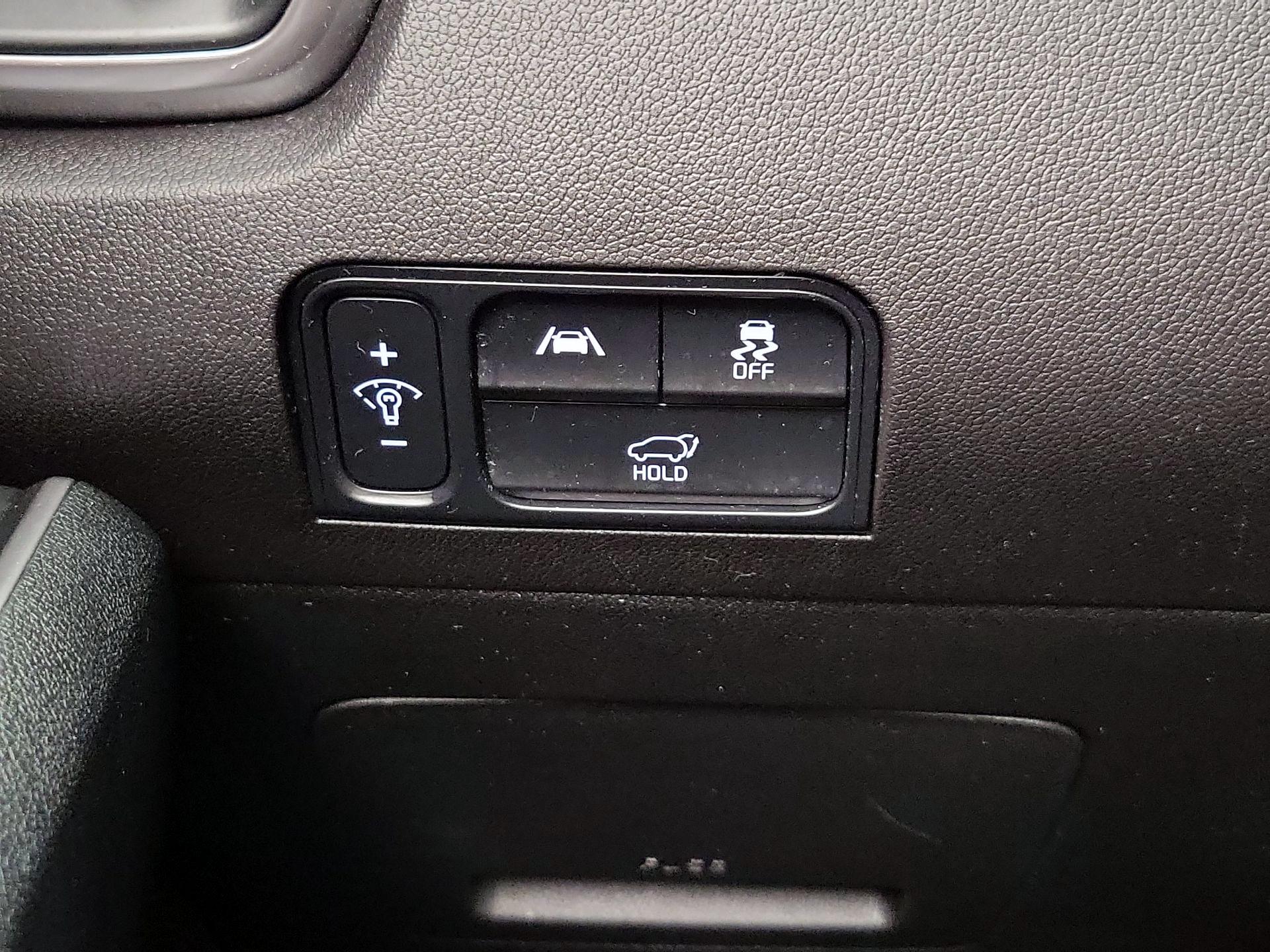 Thumbnail: 2022 Kia Sorento - 13