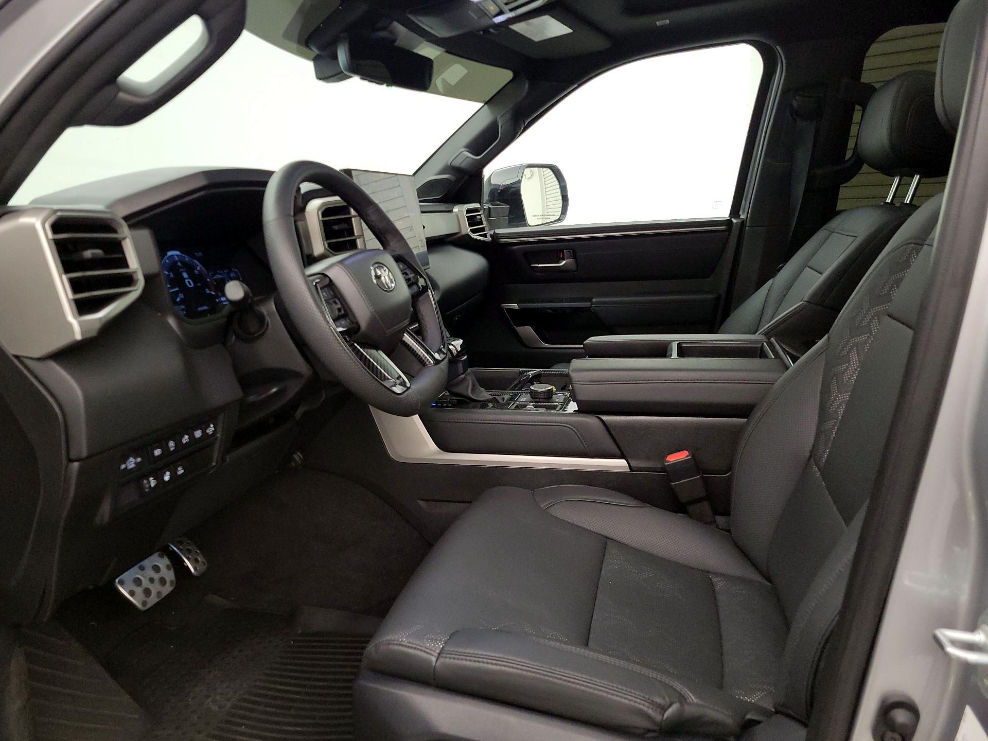 Thumbnail: 2025 Toyota Tundra - 11