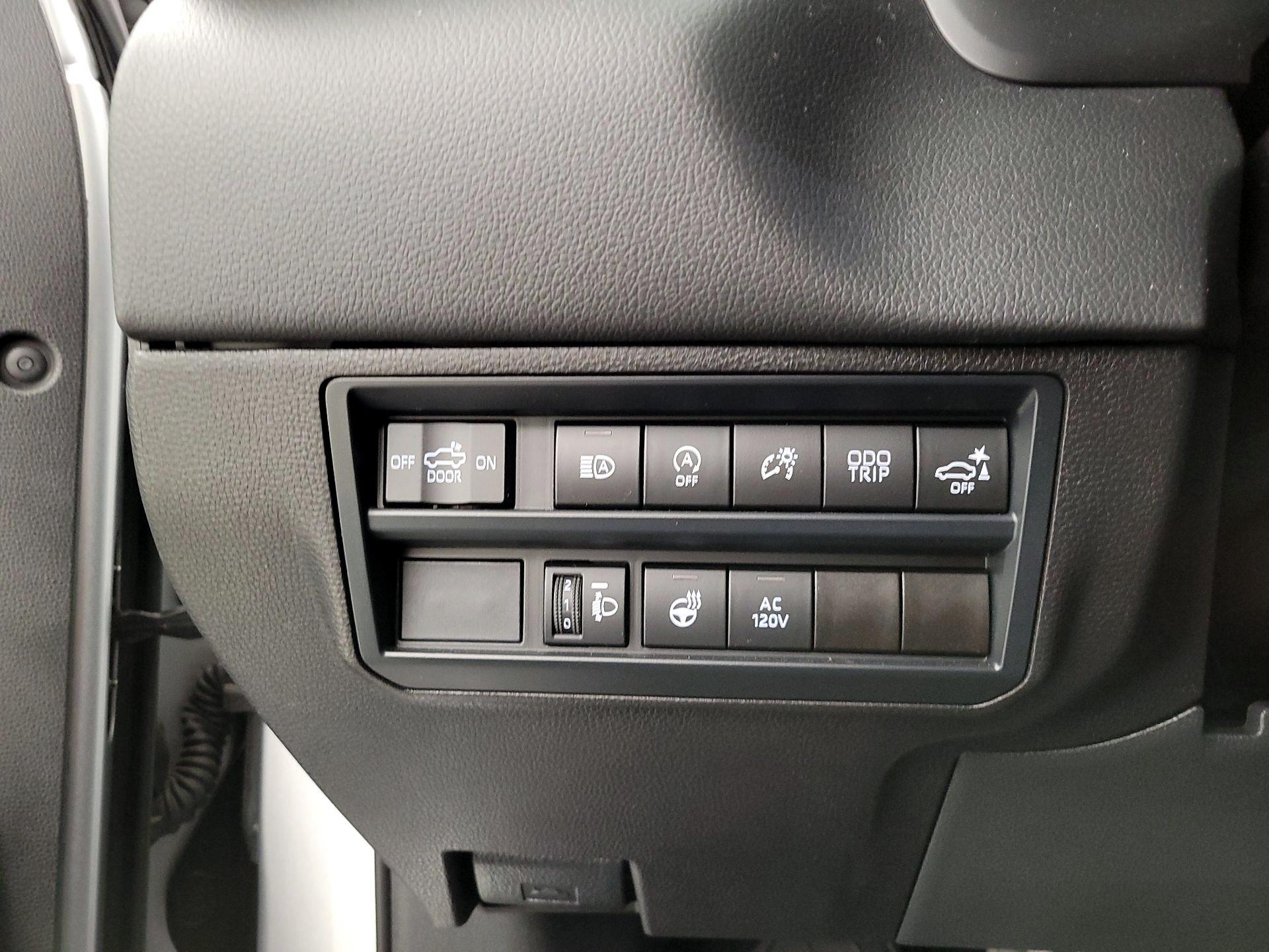 Thumbnail: 2025 Toyota Tundra - 13