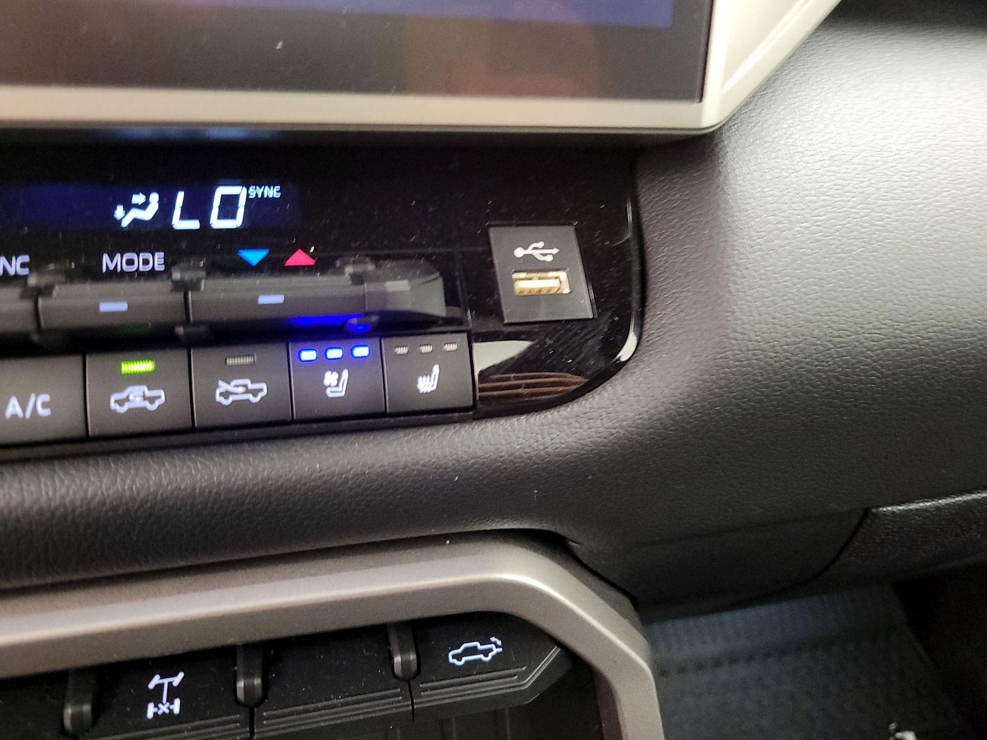 Thumbnail: 2025 Toyota Tundra - 18