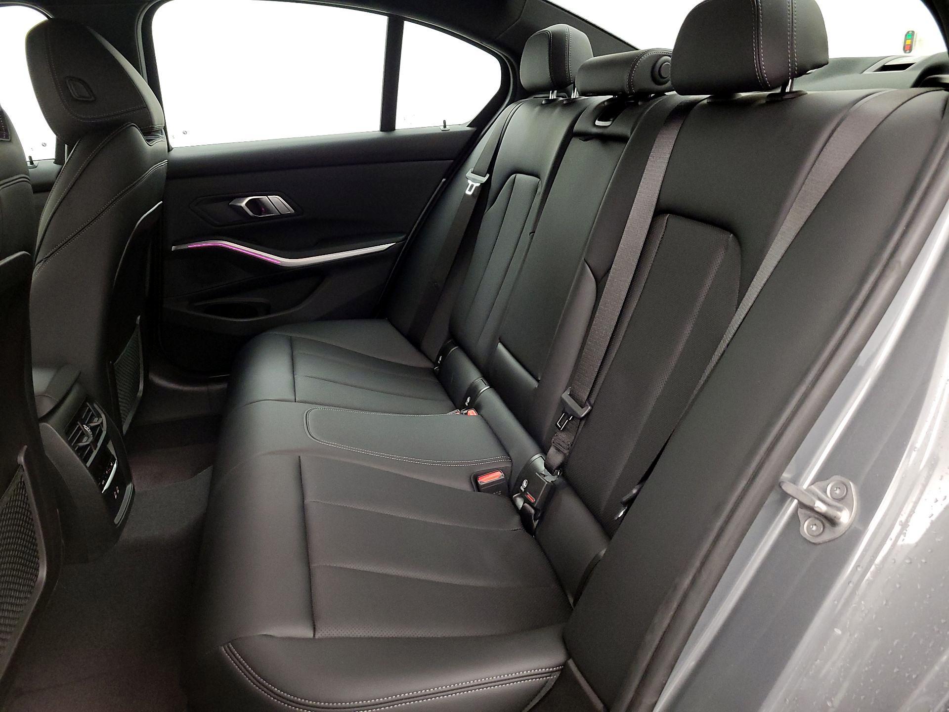 Thumbnail: 2023 BMW 3 Series - 19