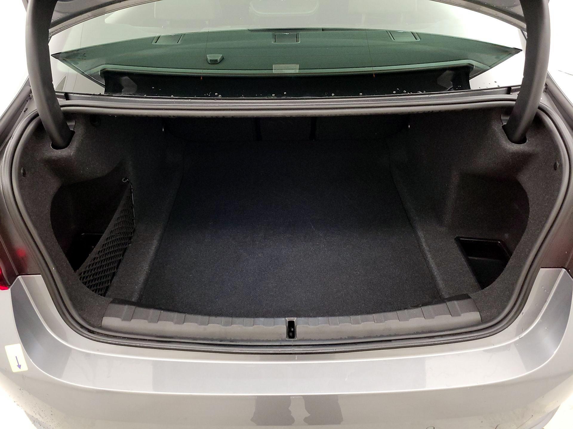 Thumbnail: 2023 BMW 3 Series - 20