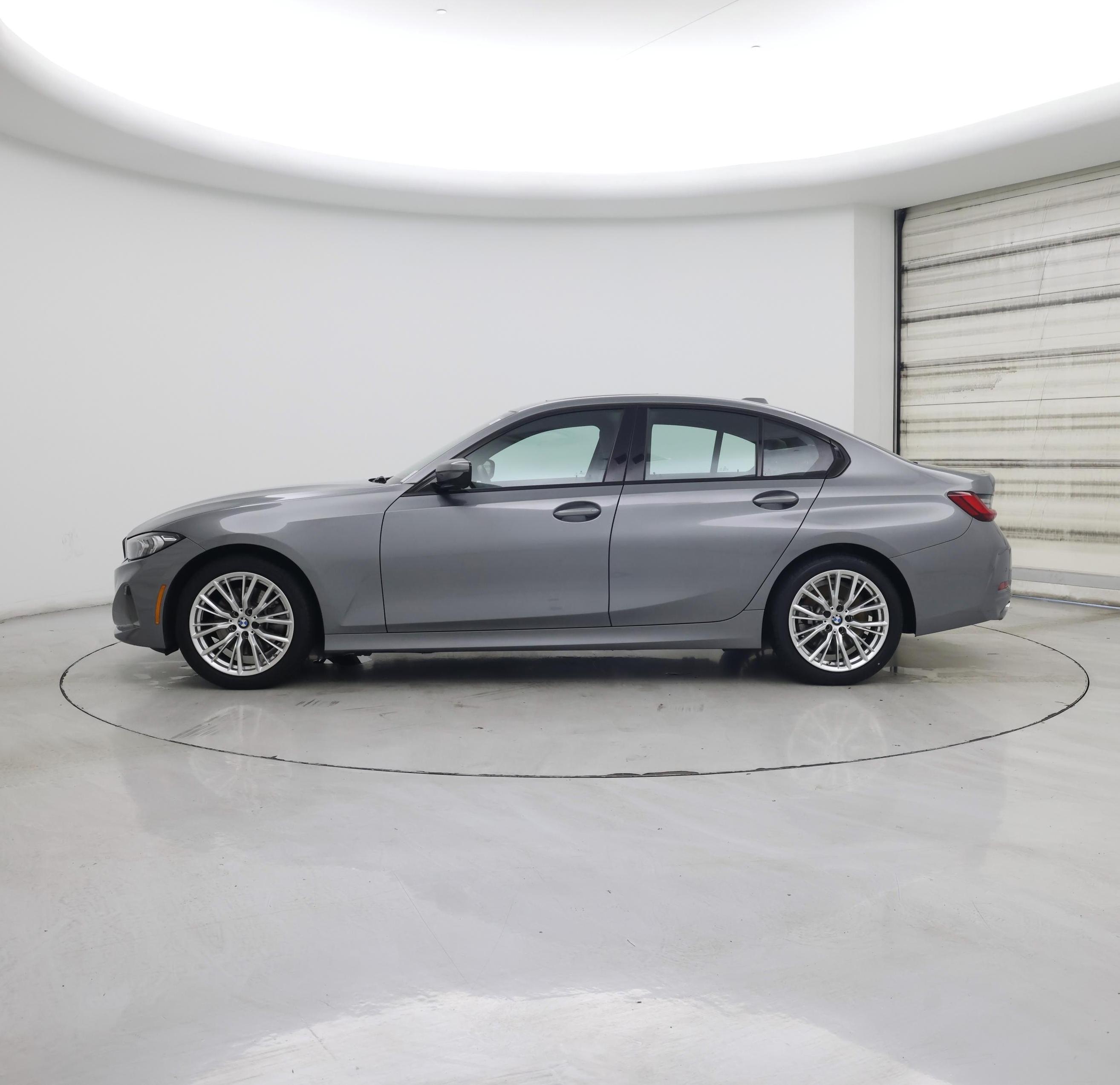 Thumbnail: 2023 BMW 3 Series - 3