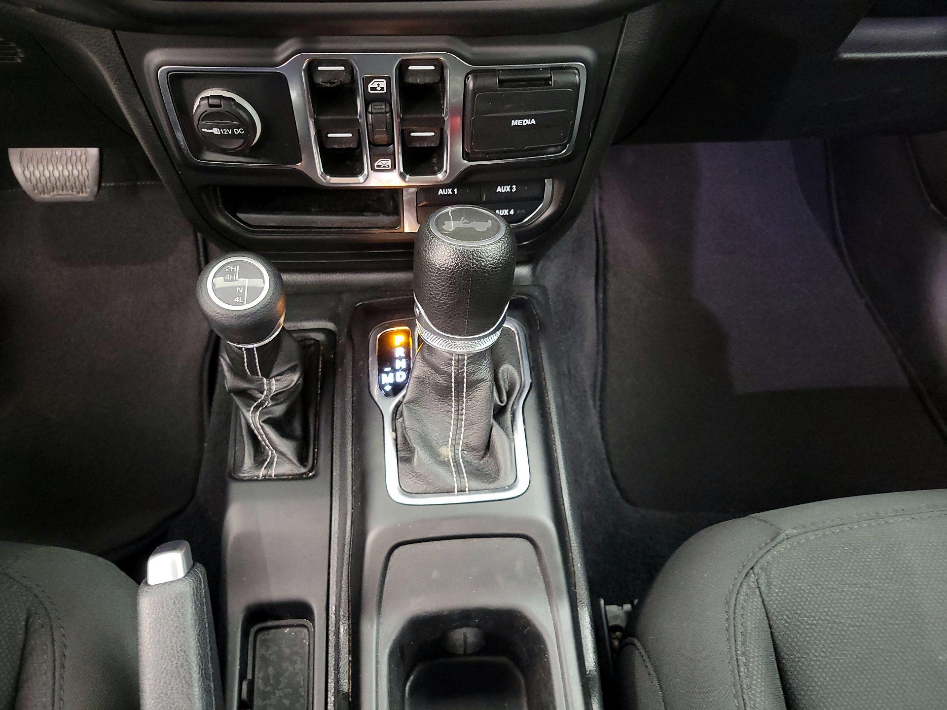 Thumbnail: 2023 Jeep Wrangler - 18