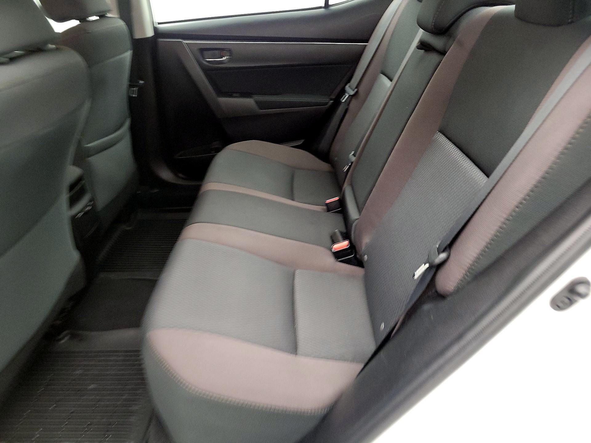 Thumbnail: 2017 Toyota Corolla - 19