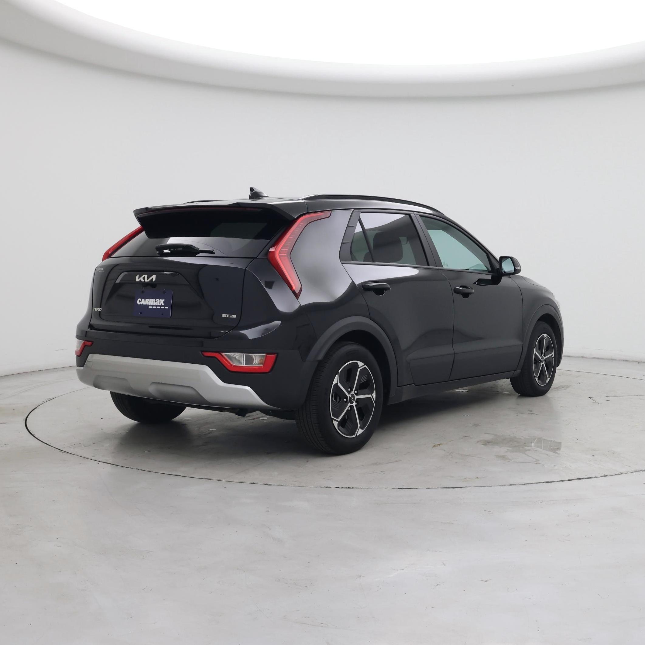 Thumbnail: 2023 Kia Niro - 8